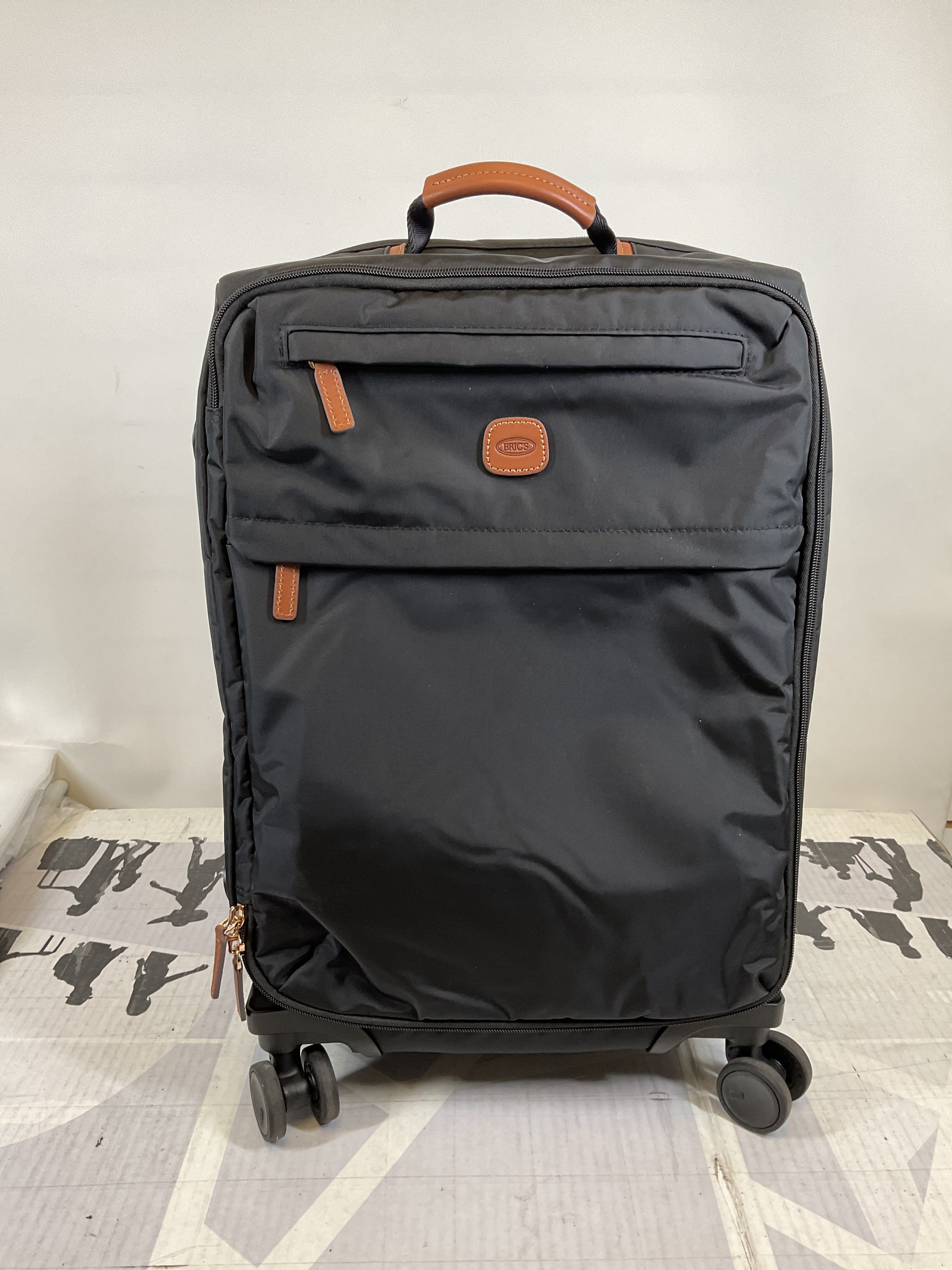 Bric's X-Travel 21 Carry-On Spinner Luxury Softside Luggage with 360 Wheels, Recycled Water-Resistant Fabric, Interior Pockets, and Leather Details ( Black , One Size ) Black One Size U2