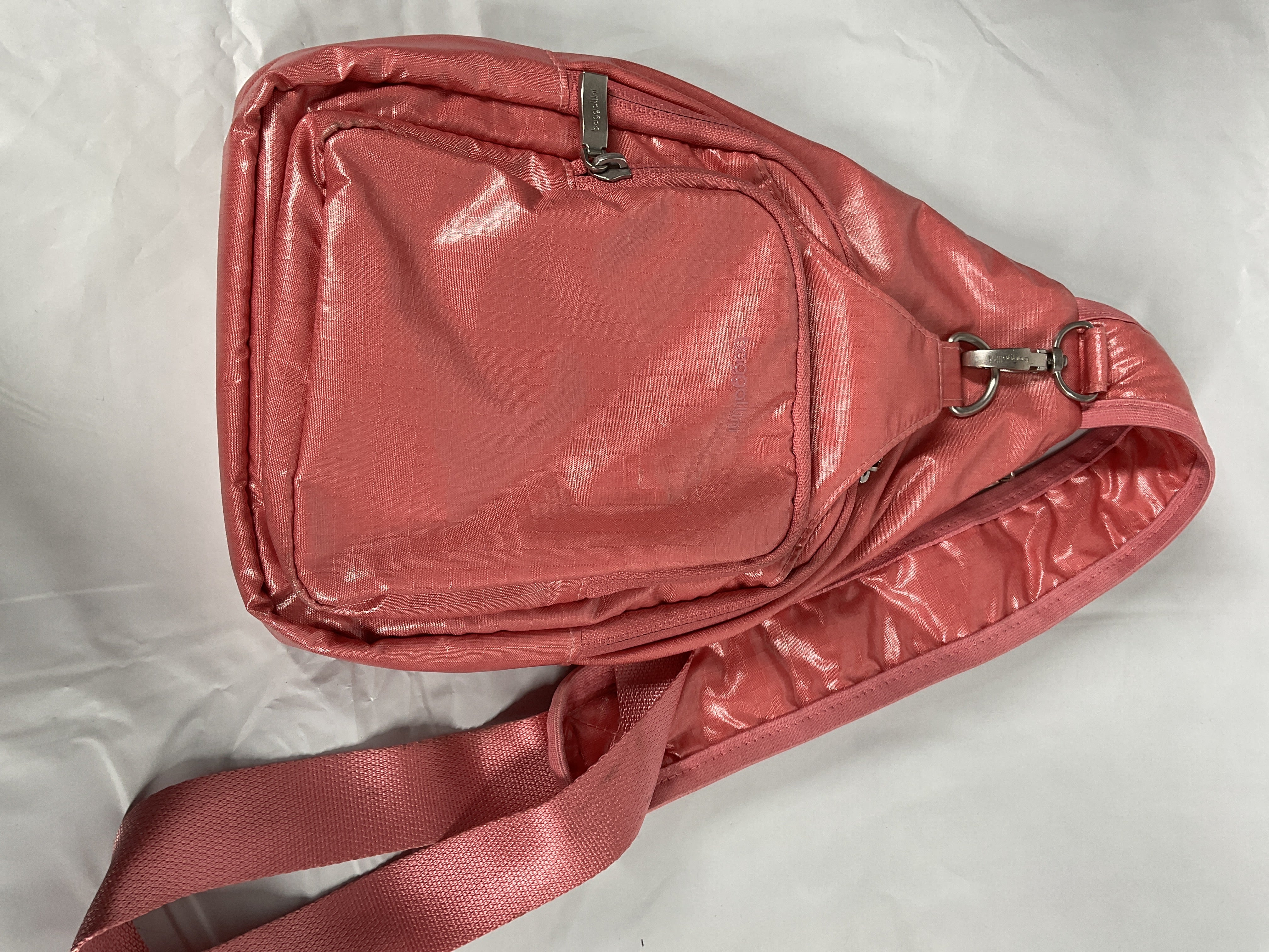Baggallini Central Park Sling, Terracotta Gloss Ripstop Terracotta Gloss Ripstop One Size U1