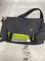 Crumpler Considerable Embarrassment Laptop Messenger Bag U1