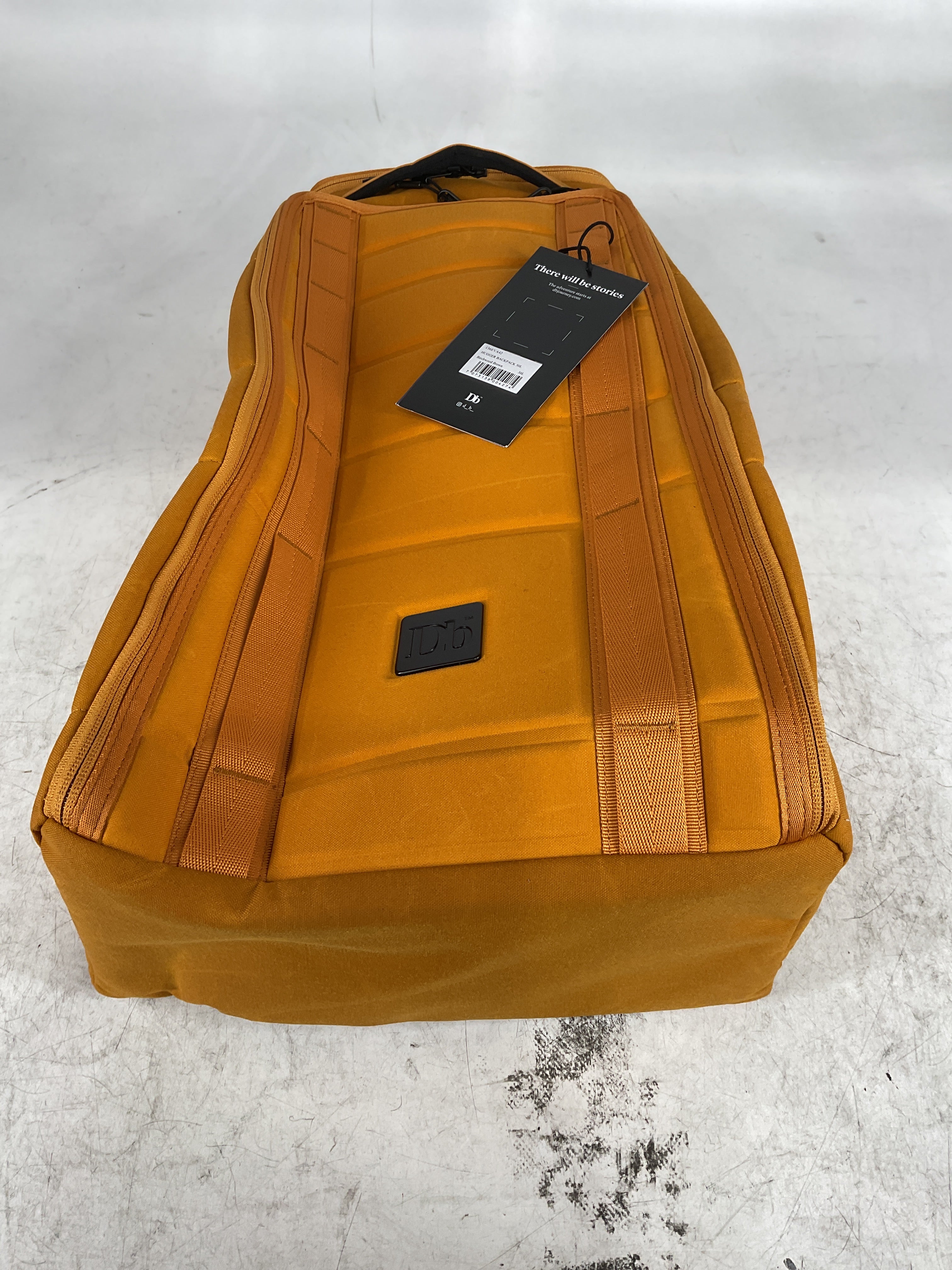 D_b_ Hugger Backpack U1