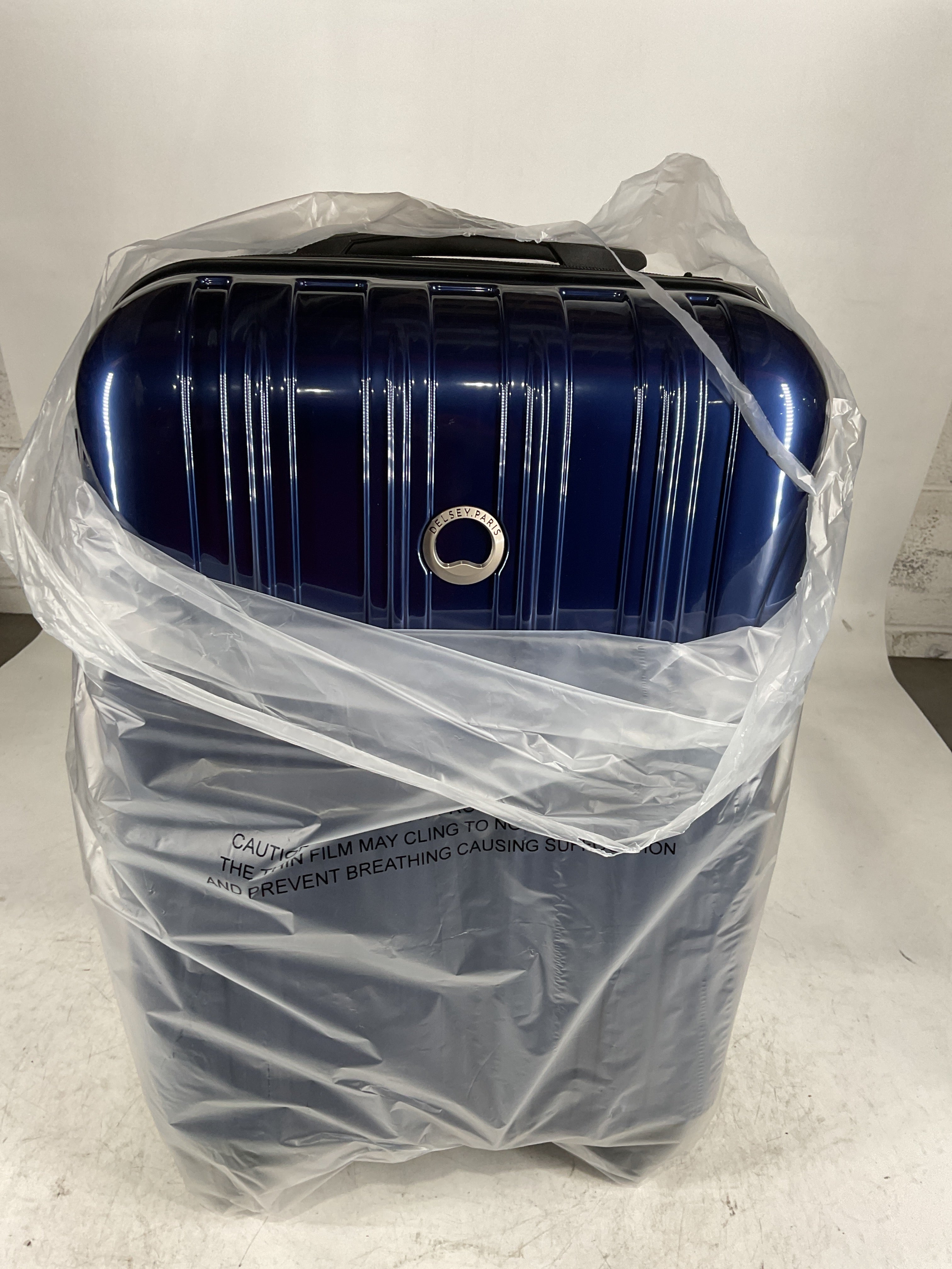DELSEY Paris Helium Aero Hardside Expandable Luggage with Spinner Wheels U1