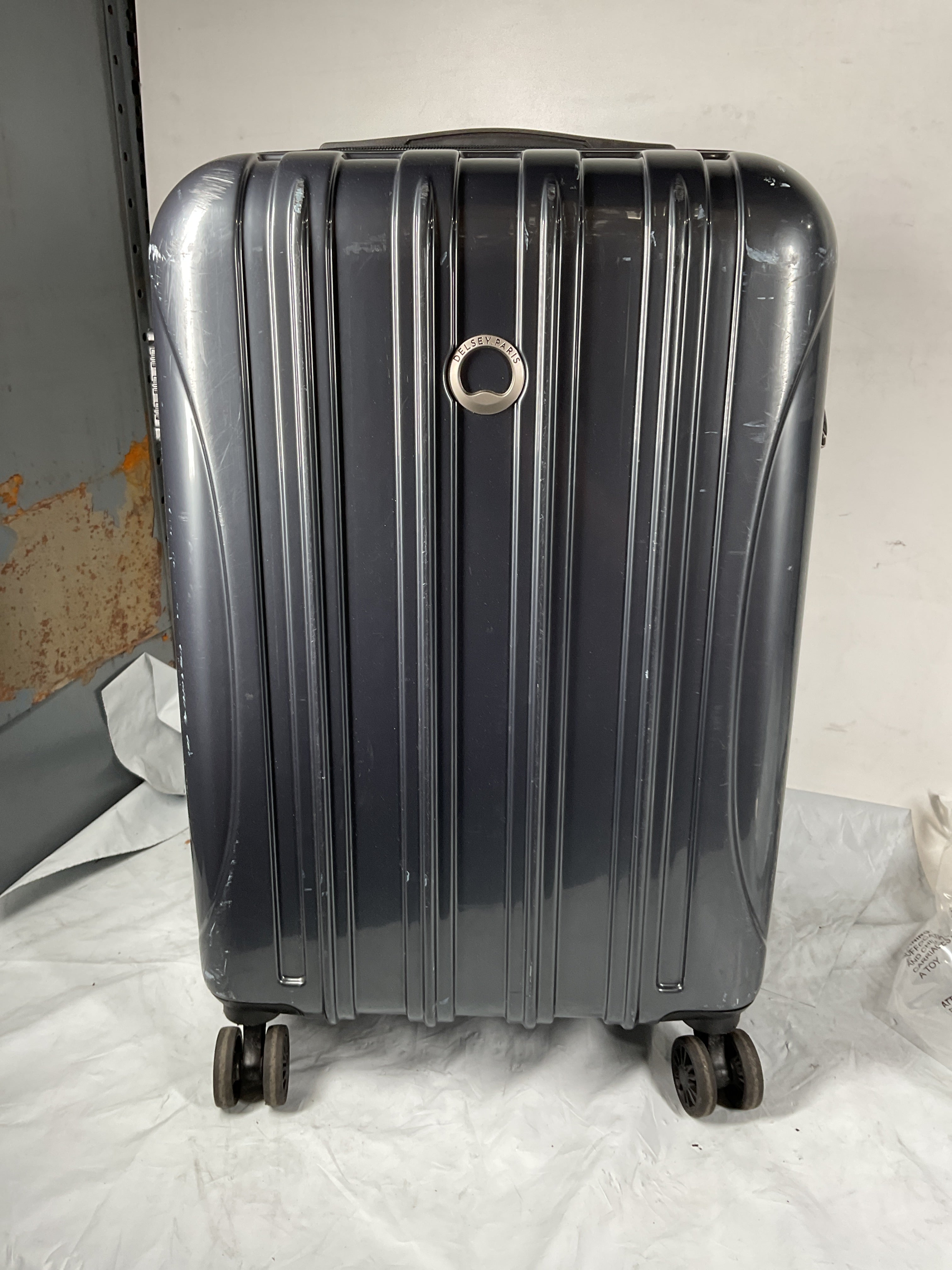 DELSEY Paris Helium Aero Hardside Expandable Luggage with Spinner Wheels ( Brushed Charcoal , Carry-On 21 Inch ) Brushed Charcoal Carry On 21 Inch U13