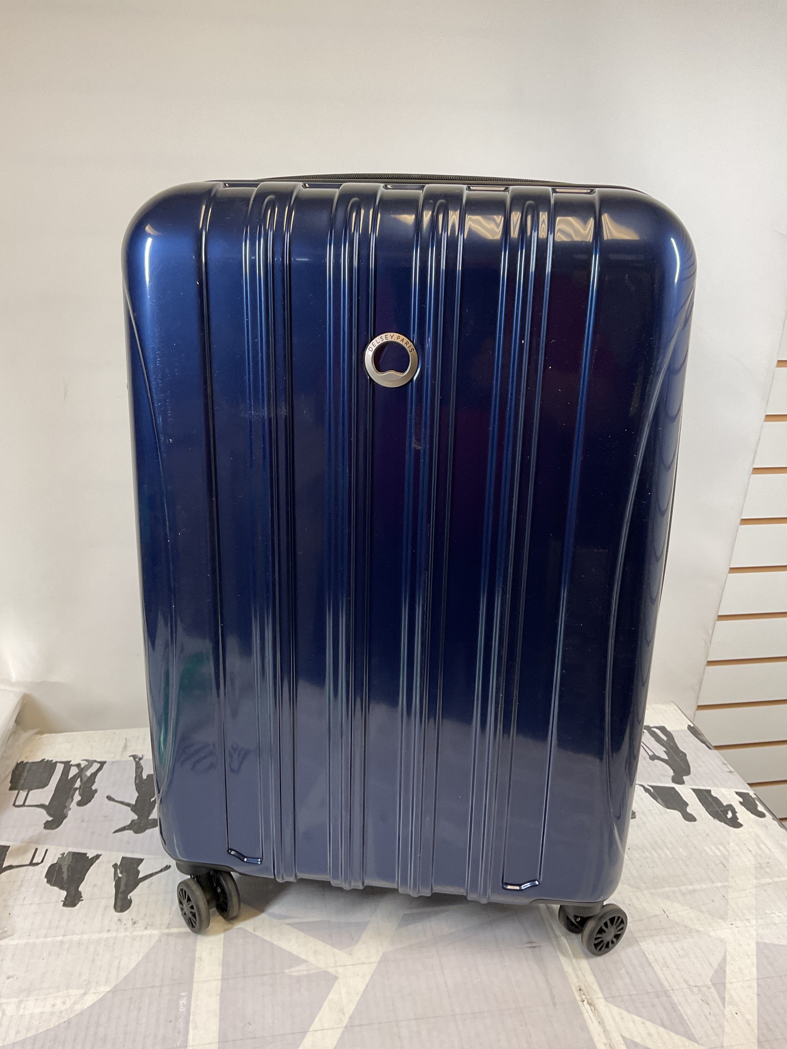DELSEY Paris Helium Aero Hardside Expandable Luggage with Spinner Wheels ( Blue Cobalt , Checked-Medium 25 Inch ) Blue Cobalt Checked Medium 25 Inch U14