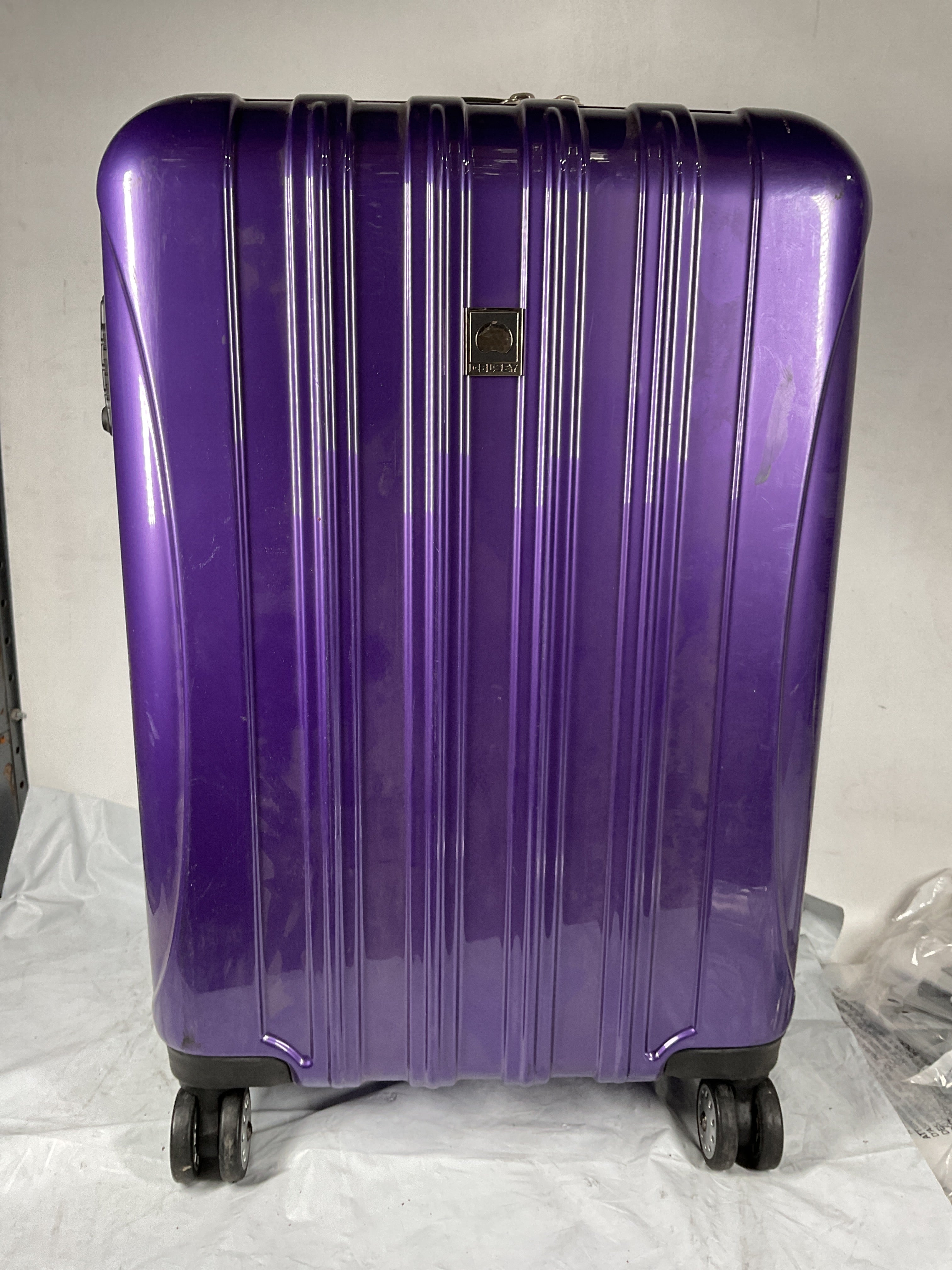 DELSEY Paris Helium Aero Hardside Expandable Luggage with Spinner Wheels ( Purple , Checked-Medium 24 Inch ) Purple Checked Medium 24 Inch U2