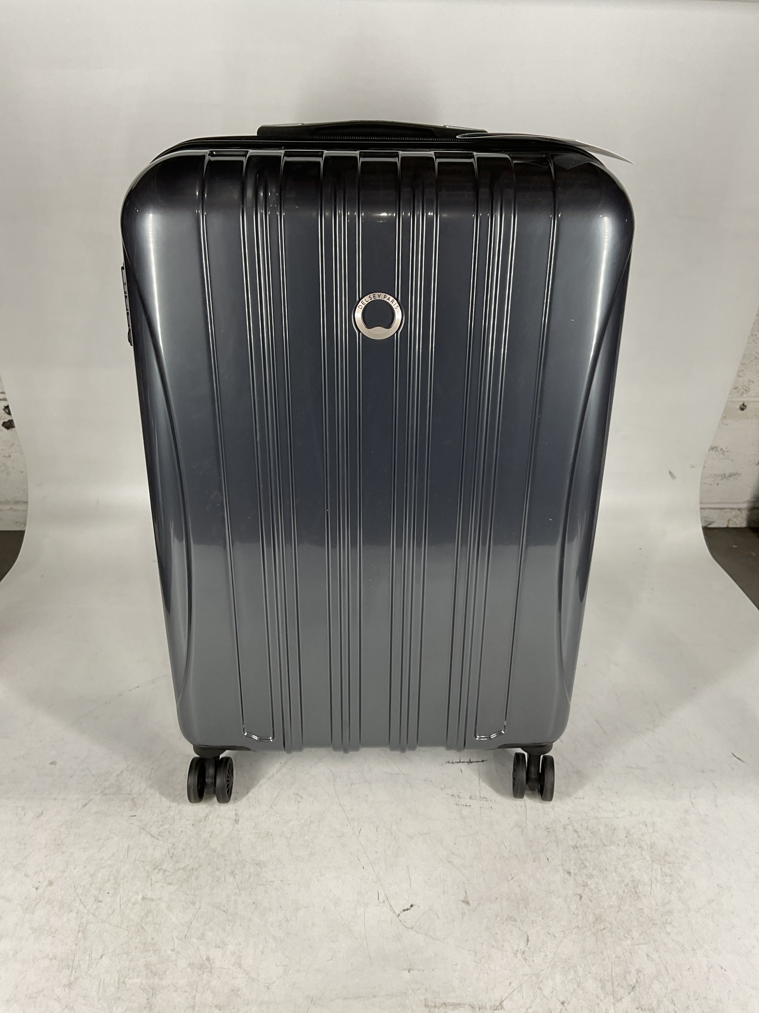 DELSEY Paris Helium Aero Hardside Expandable Luggage with Spinner Wheels U3
