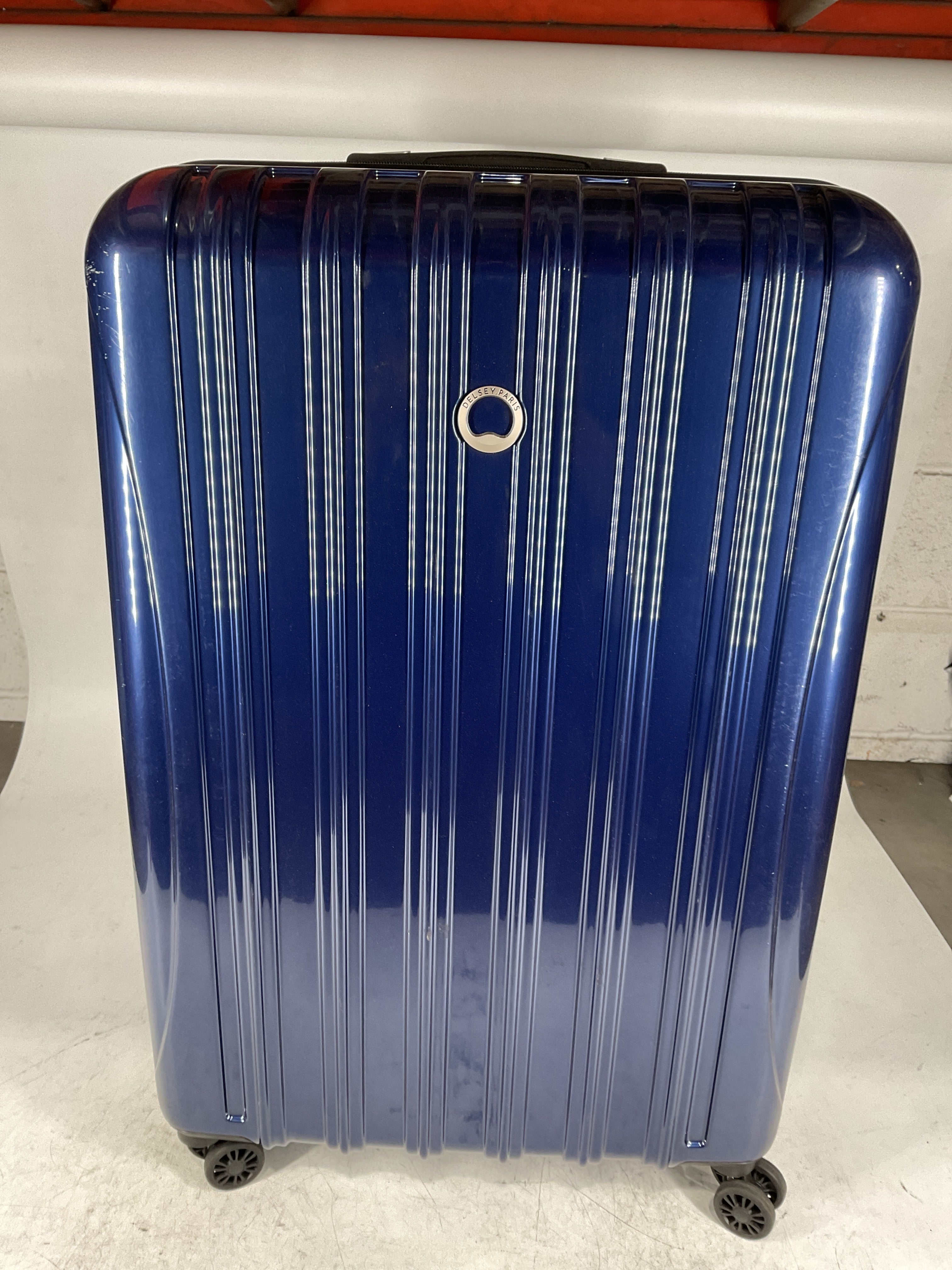 DELSEY Paris Helium Aero Hardside Expandable Luggage with Spinner Wheels U4