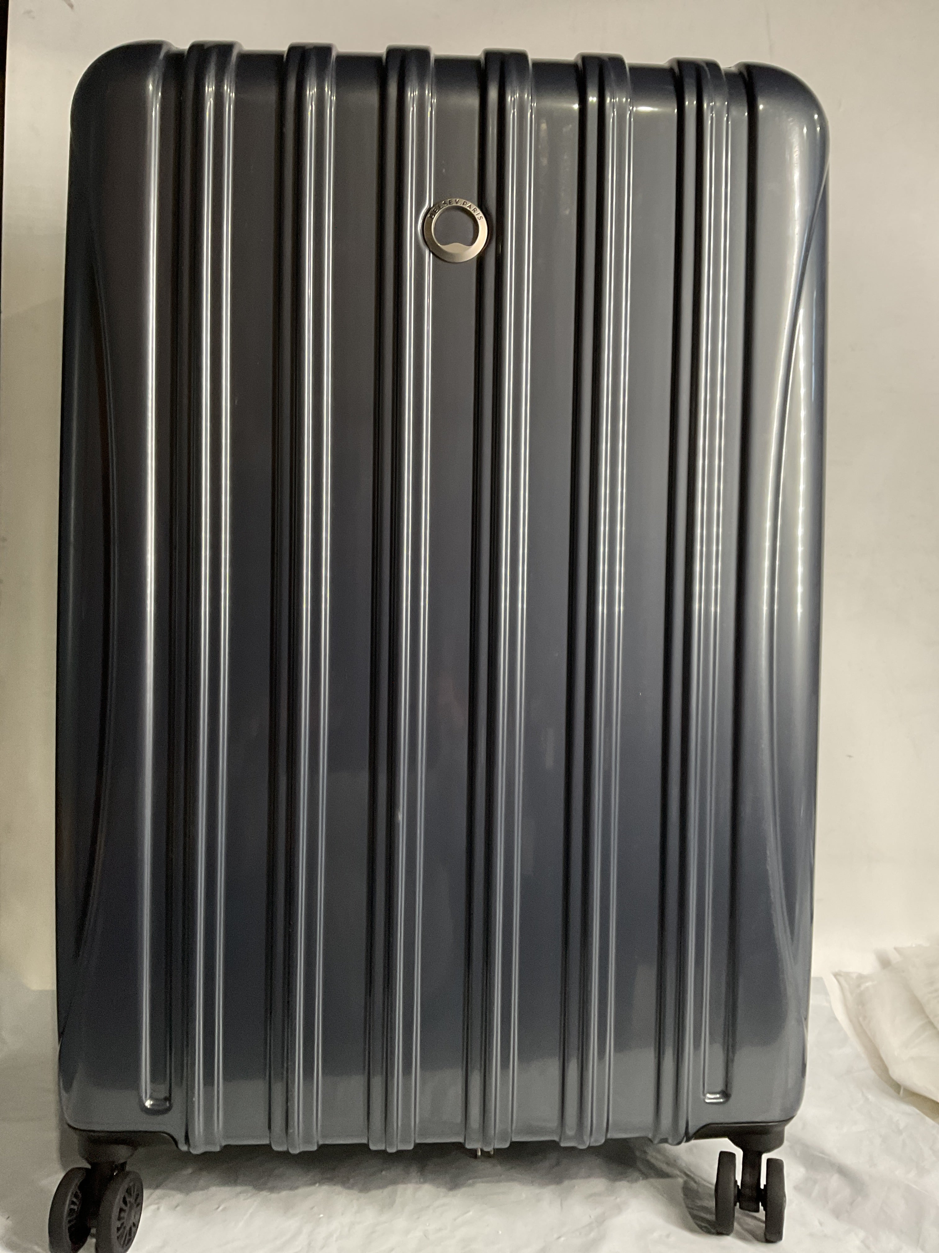 Delsey Luggage Helium Aero 29 Inch Expandable Spinner Trolley ( Titanium , One size ) Titanium One Size U11