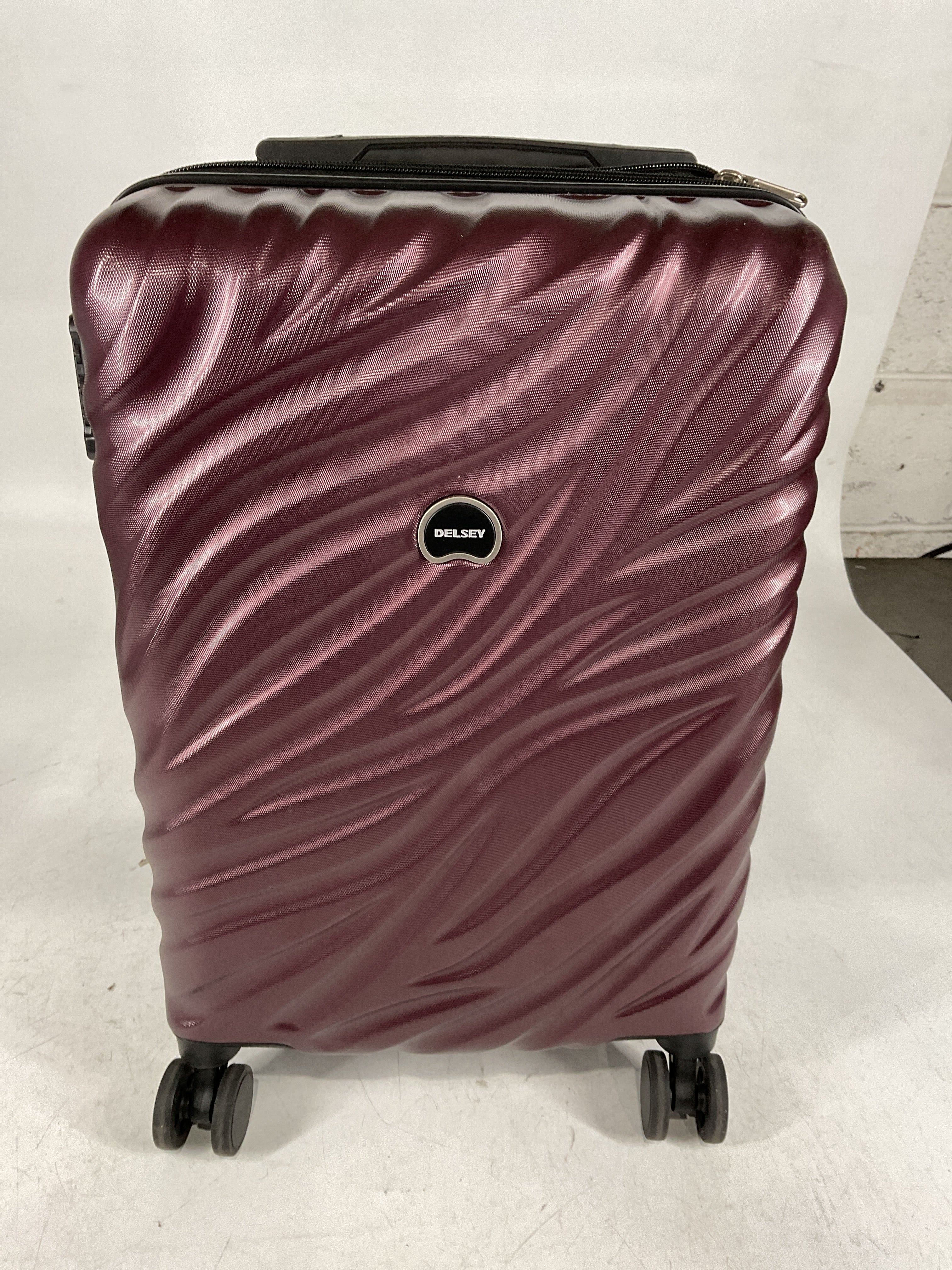 Delsey Alexis Lightweight Luggage  Double Wheel Hardshell Suitcases, Expandable Spinner Suitcase with TSA  U1