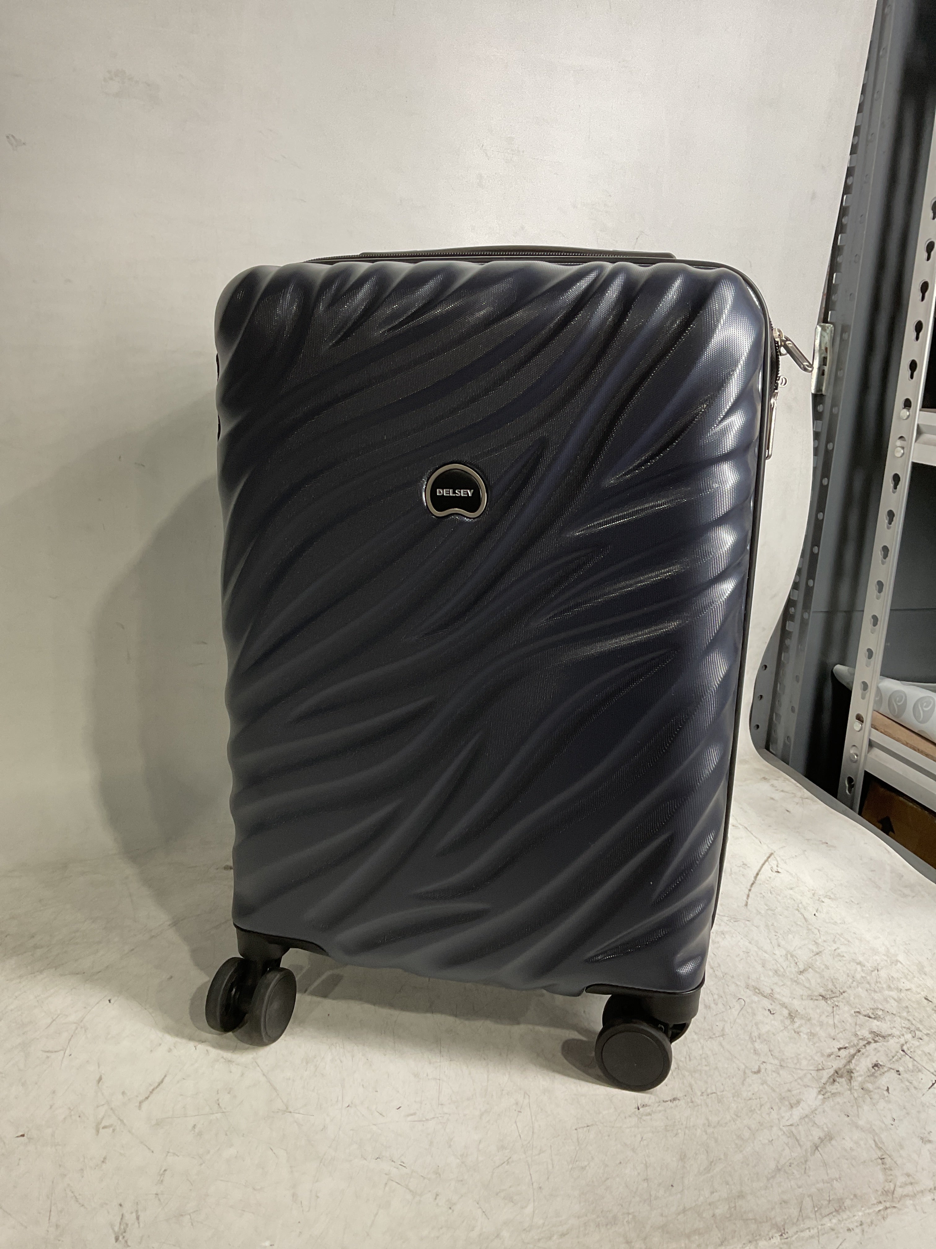 Delsey Alexis Lightweight Luggage, 4-Wheel Spinners Hardshell Suitcase, Expandable with TSA Lock  ( Navy , Carry-On 21-Inch ) Navy Carry On 21 Inch U4