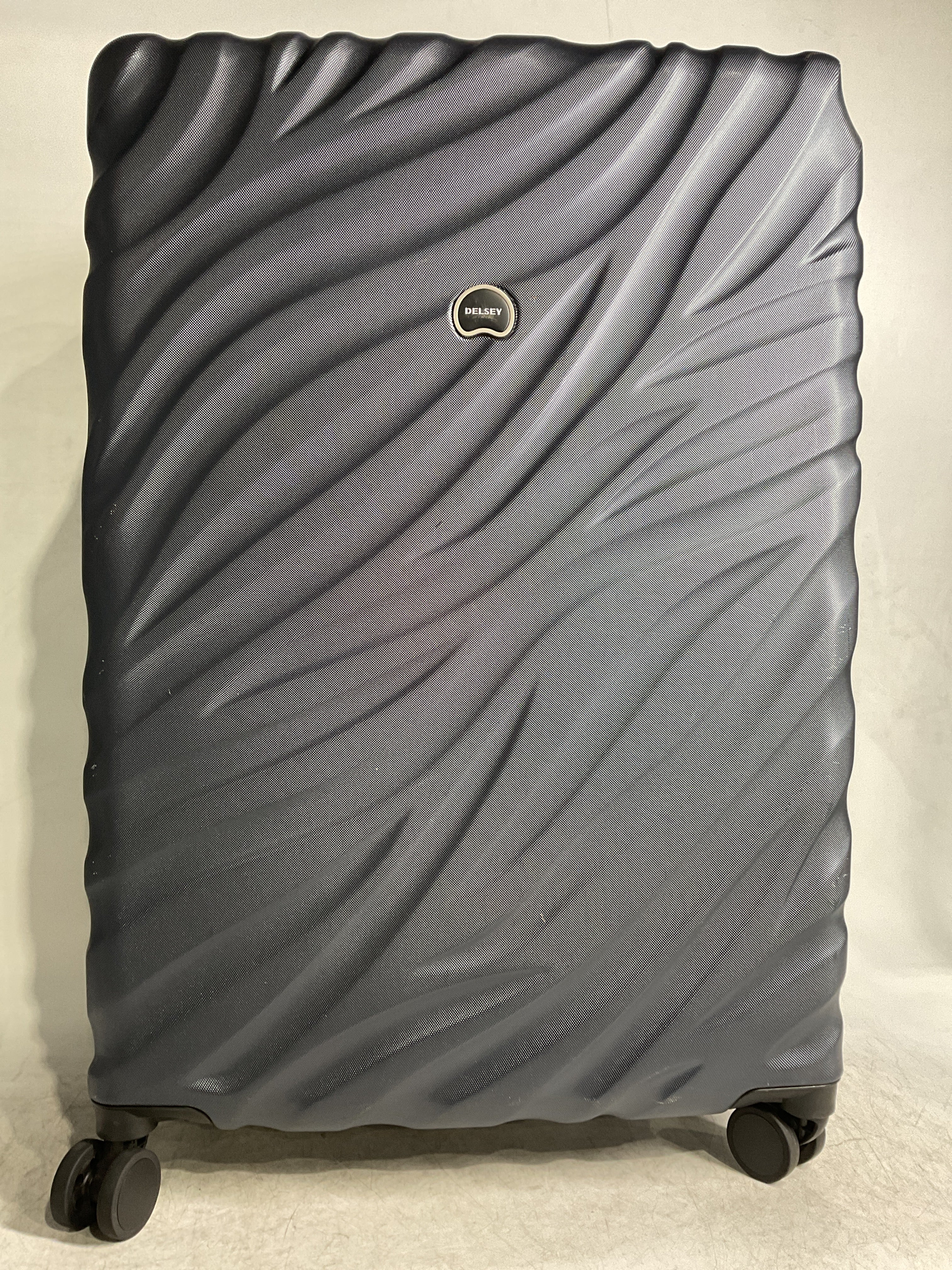 Delsey Alexis Lightweight Luggage, 4-Wheel Spinners Hardshell Suitcase, Expandable with TSA Lock  ( Navy , Checked-Large 29-Inch ) Navy Checked Large 29 Inch U6