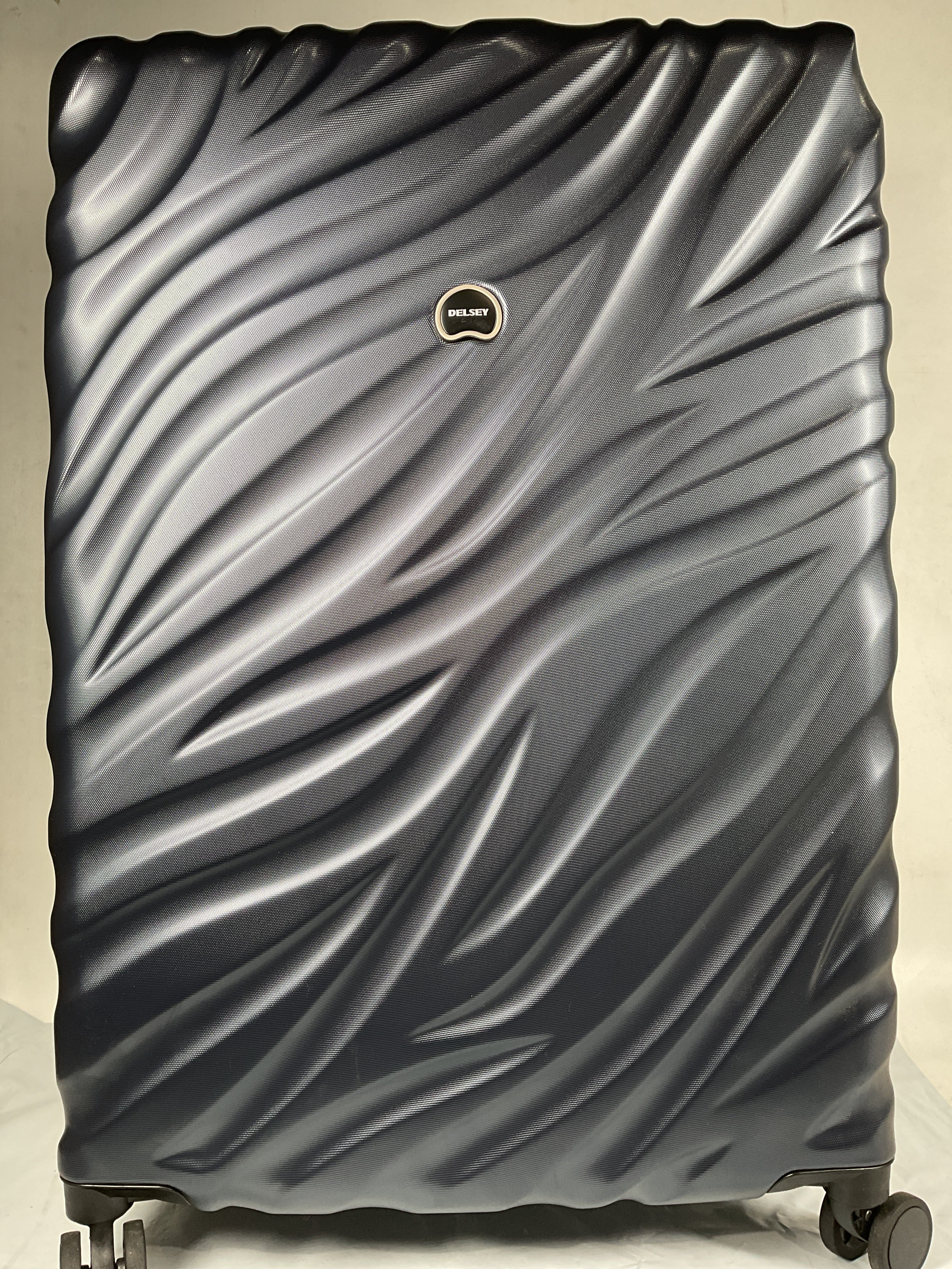 Delsey Alexis Lightweight Luggage, 4-Wheel Spinners Hardshell Suitcase, Expandable with TSA Lock  ( Navy , Checked-Large 29-Inch ) Navy Checked Large 29 Inch U8