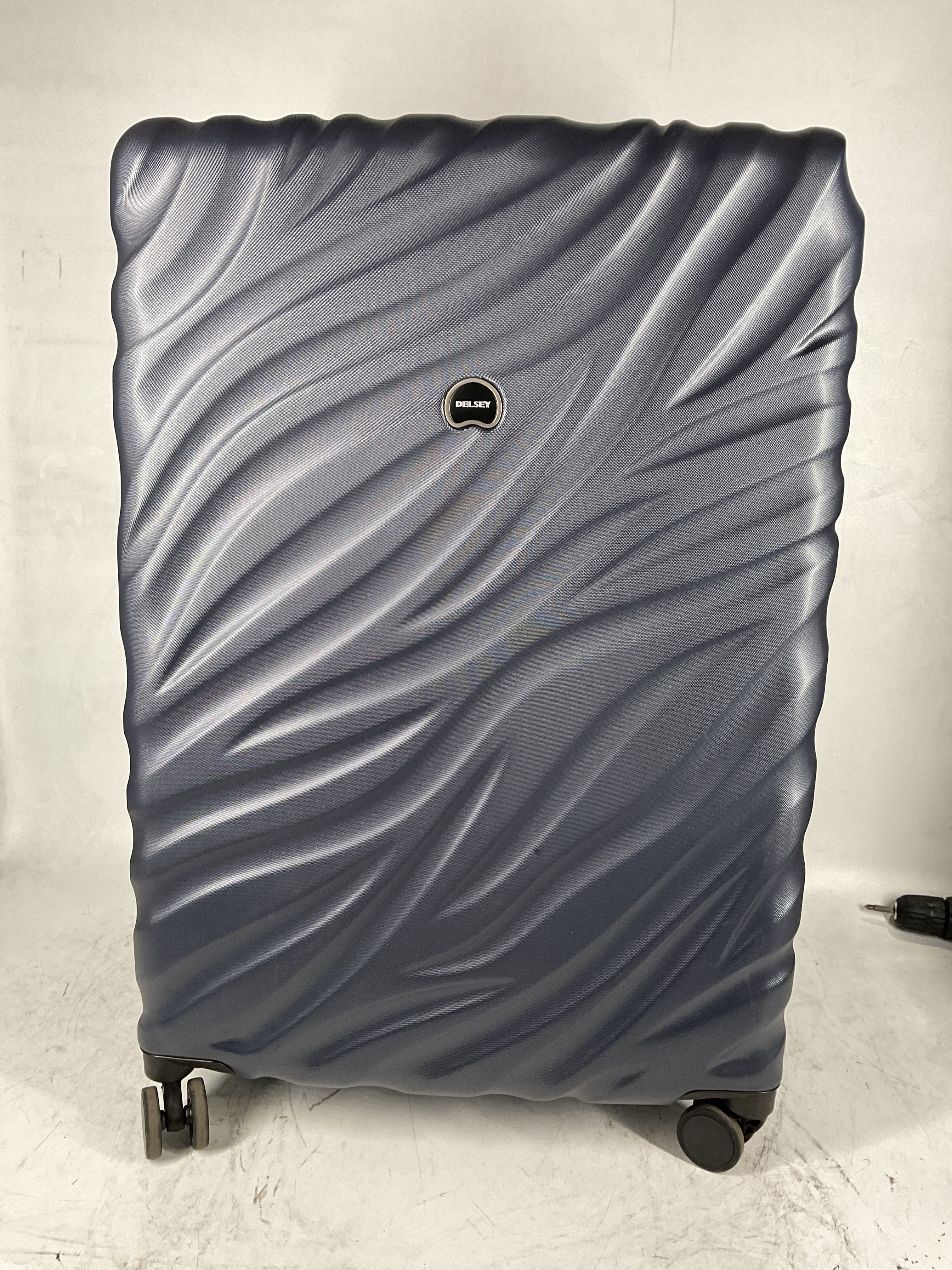 Delsey Alexis Lightweight Luggage Set 3 Piece, Double Wheel Hardshell Suitcases, Expandable Spinner Suitcase with TSA Lock and Carry On to Delsey Alexis Lightweight Luggage, Double Wheel Hardshell Suitcases, Expandable Spinner Suitcase with TSA  U5