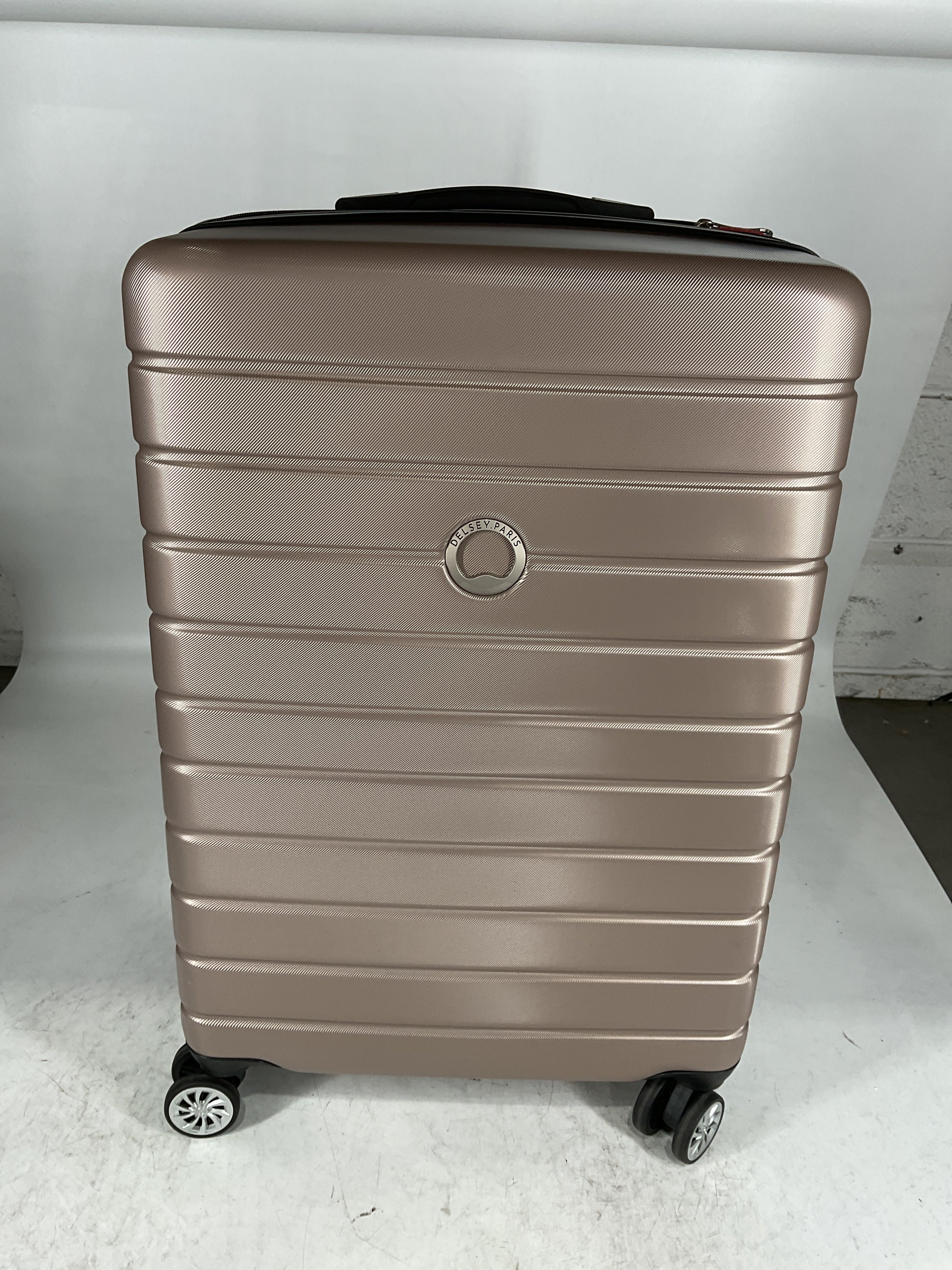 DELSEY Paris Jessica Hardside Expandable Luggage with Spinner Wheels U4