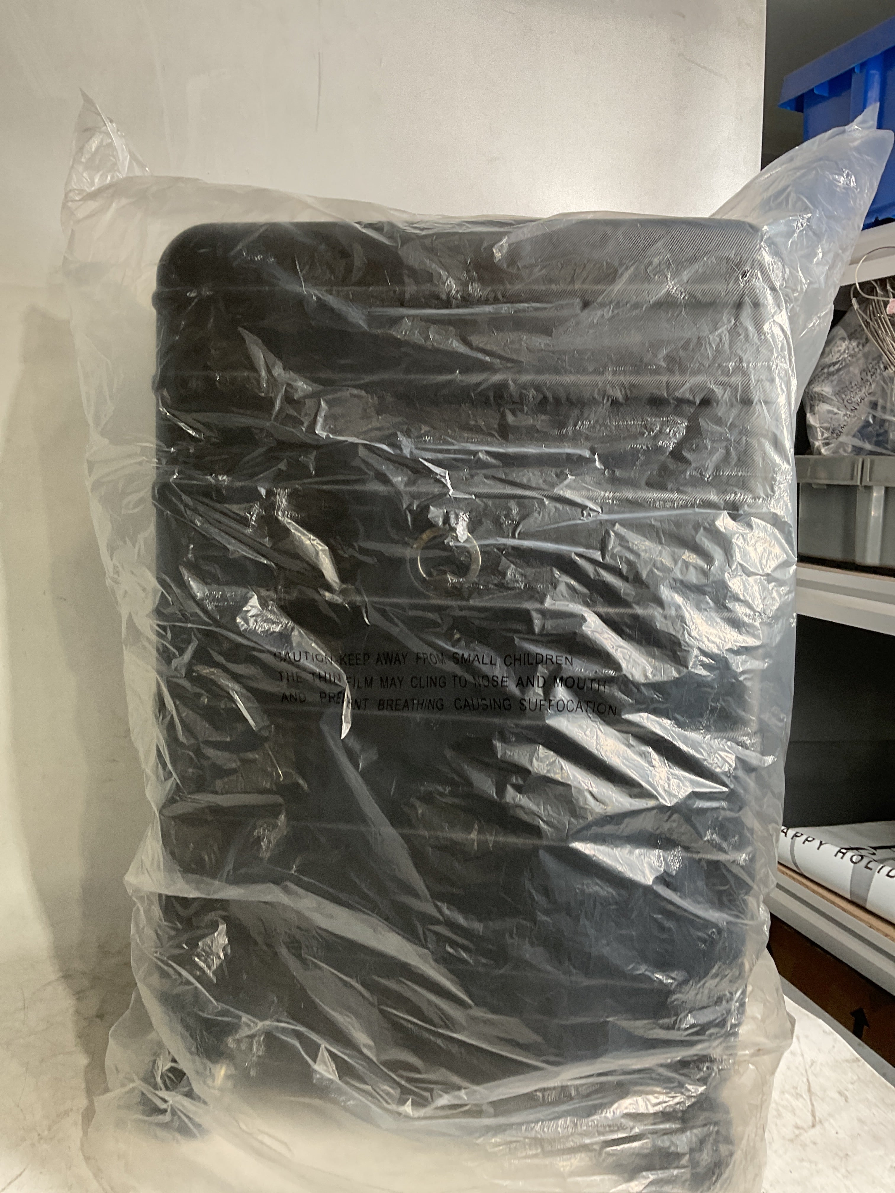 DELSEY Paris Margot Hardside Spinner Luggage Collection ( Black , Checked Medium 24 Inch ) Black Checked Medium 24 Inch U8