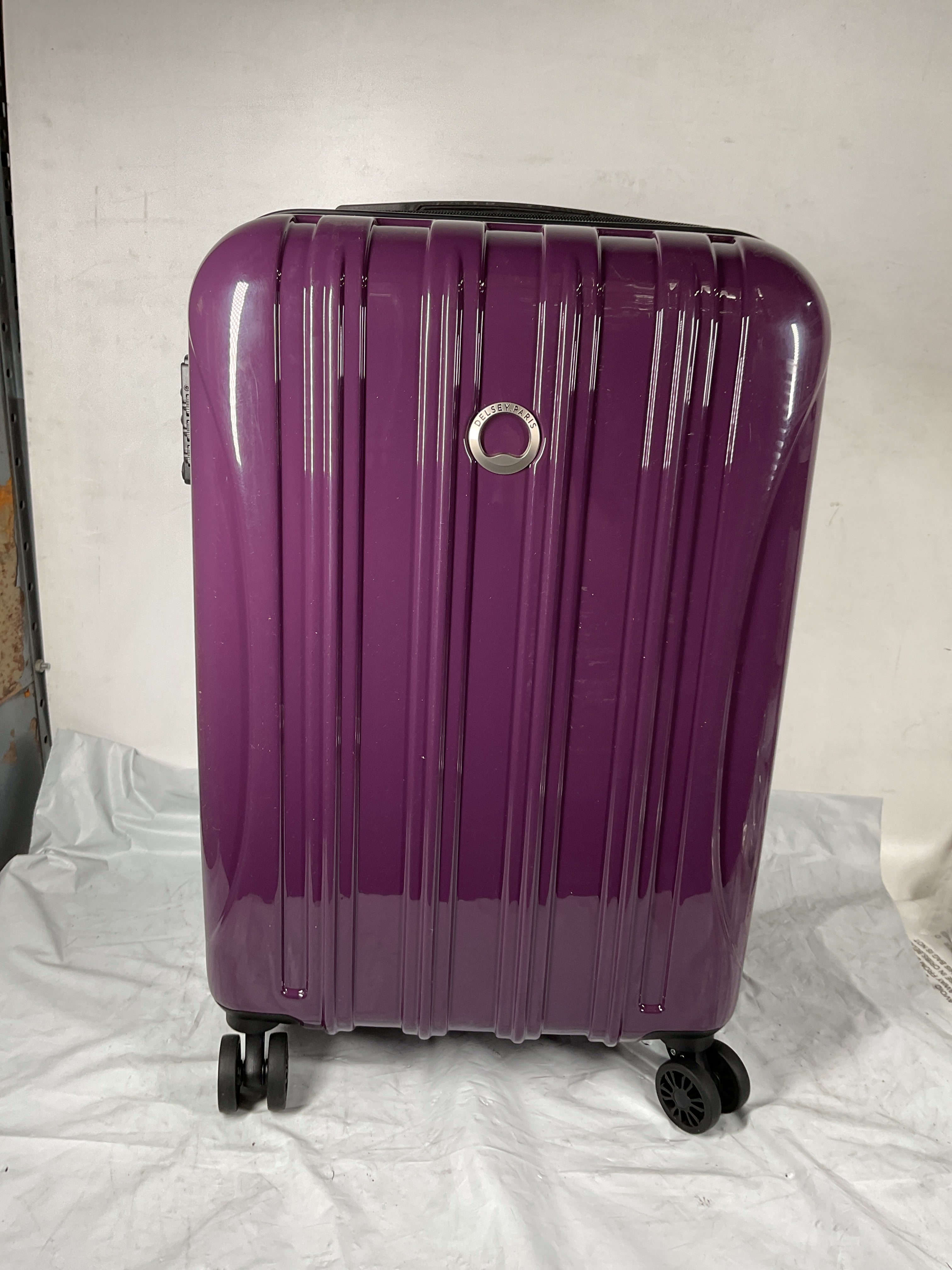 DELSEY Paris Helium Aero Hardside Expandable Luggage with Spinner Wheels ( Plum , Carry-On 21 Inch ) Plum Carry On 21 Inch U10