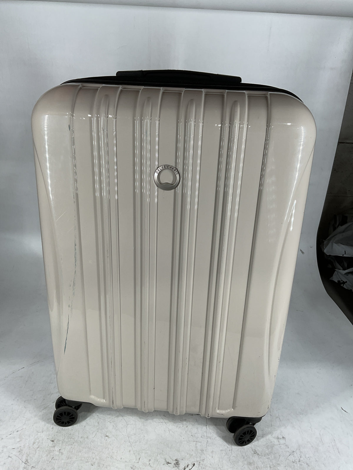 DELSEY Paris Helium Aero Hardside Expandable Luggage with Spinner Wheels U1