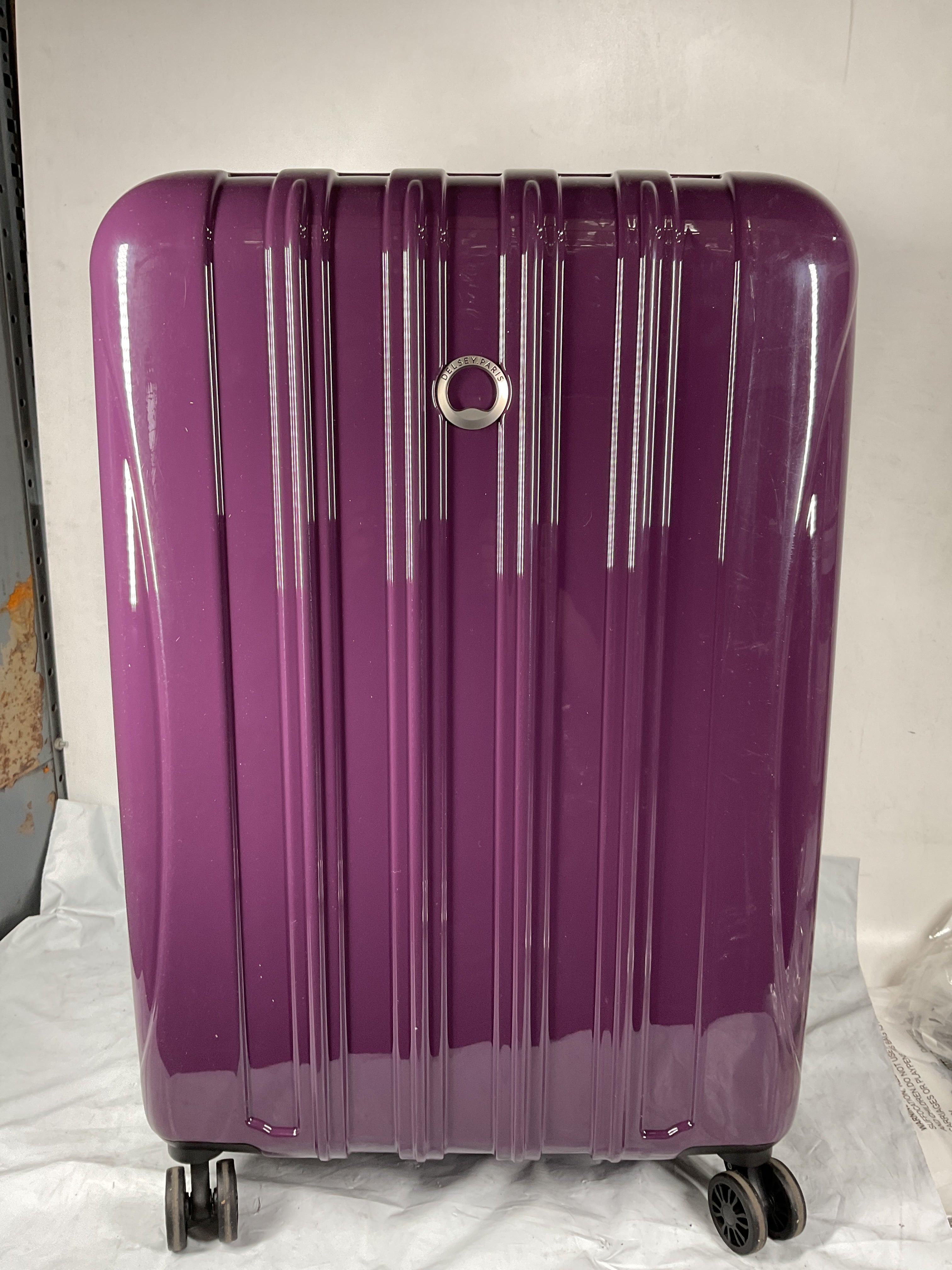 DELSEY Paris Helium Aero Hardside Expandable Luggage with Spinner Wheels ( Plum , Checked-Medium 25 Inch ) Plum Checked Medium 25 Inch U5