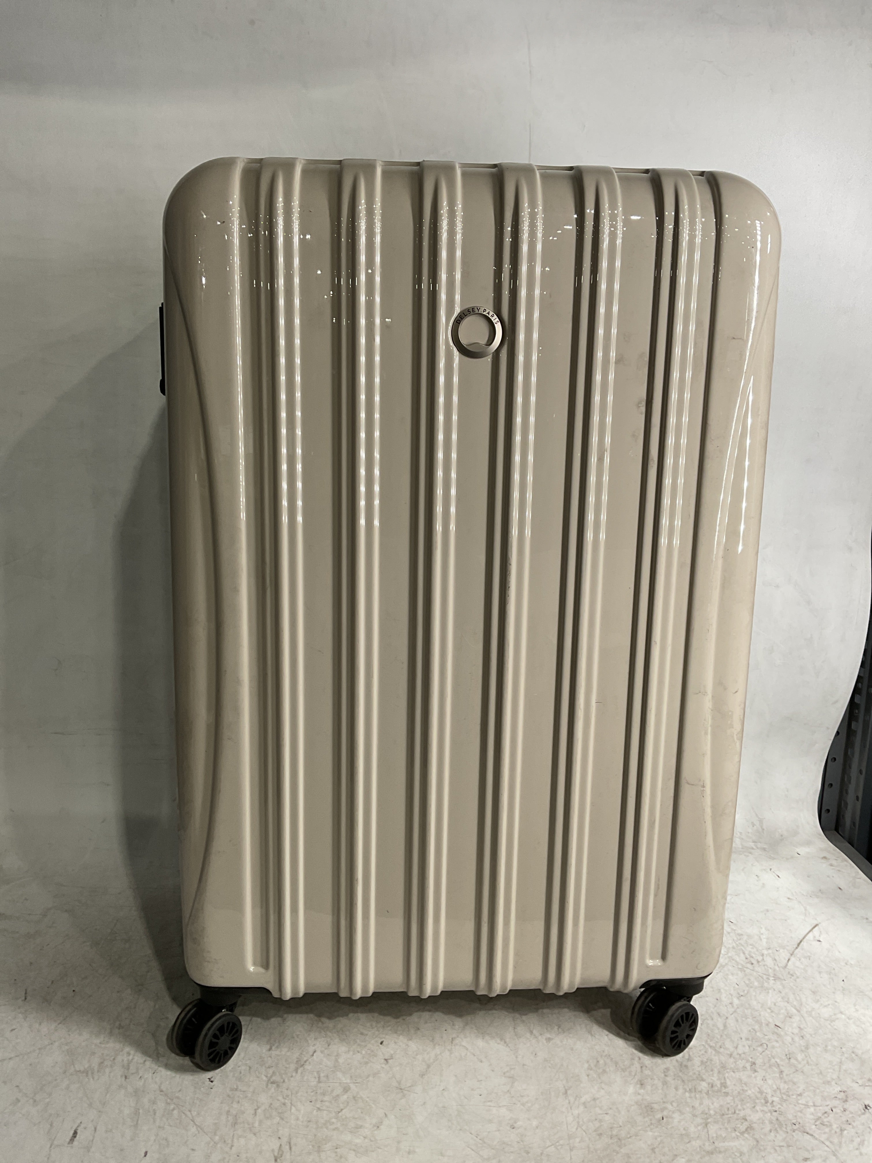 DELSEY Paris Helium Aero Hardside Expandable Luggage with Spinner Wheels ( Latte , Checked-Large 29 Inch ) Latte Checked Large 29 Inch U3