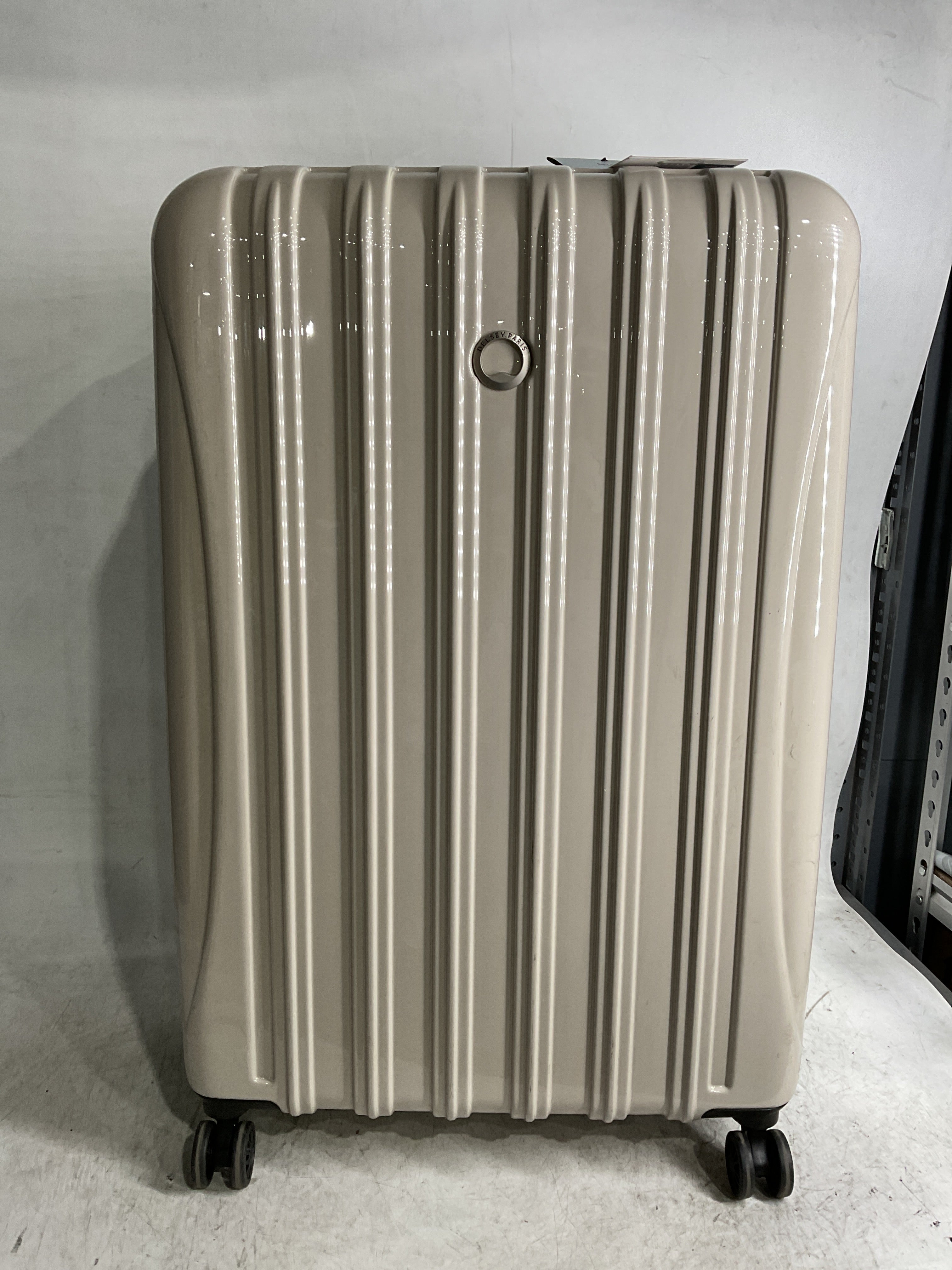 DELSEY Paris Helium Aero Hardside Expandable Luggage with Spinner Wheels ( Latte , Checked-Large 29 Inch ) Latte Checked Large 29 Inch U6