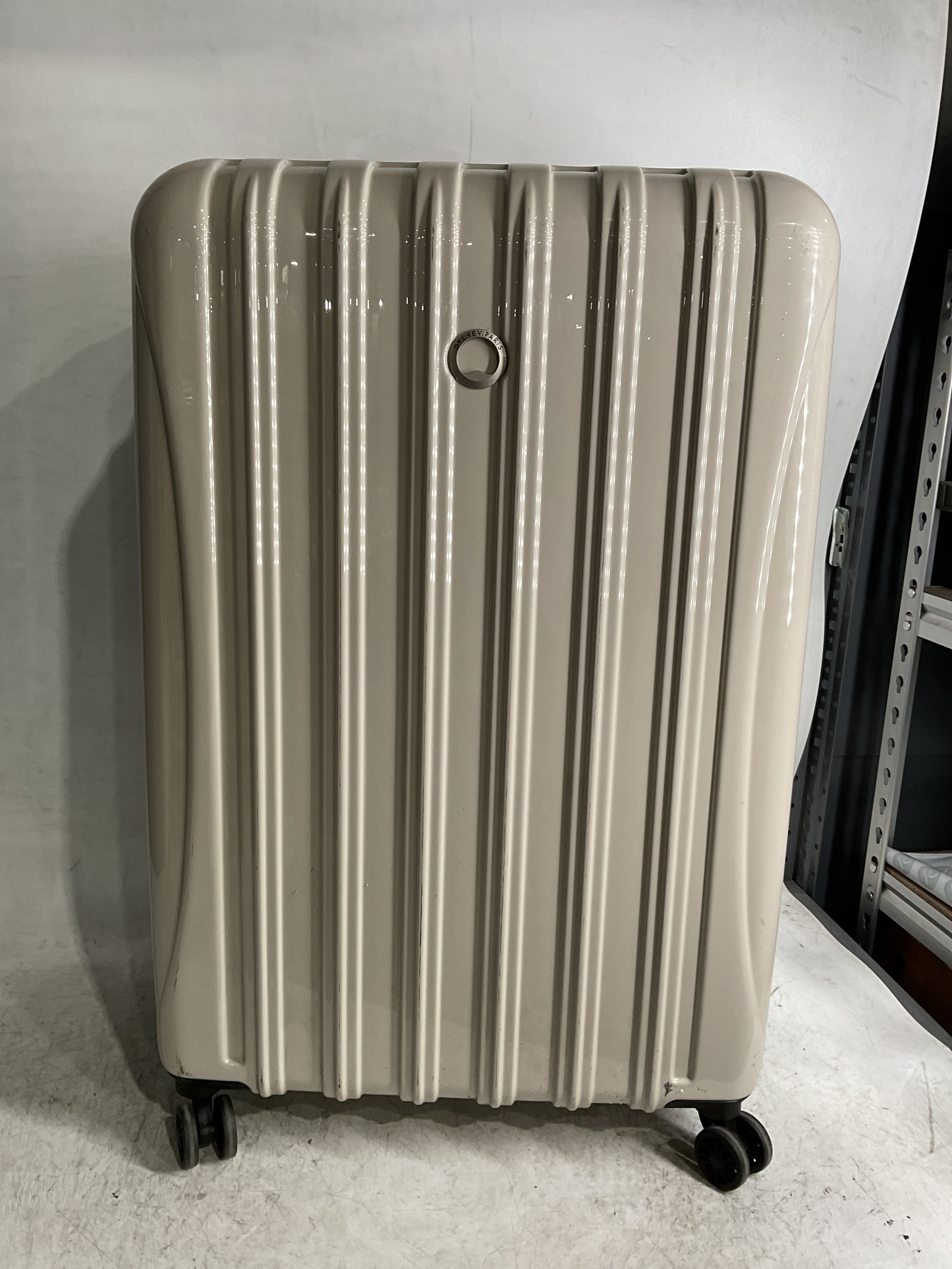 DELSEY Paris Helium Aero Hardside Expandable Luggage with Spinner Wheels ( Latte , Checked-Large 29 Inch ) Latte Checked Large 29 Inch U7