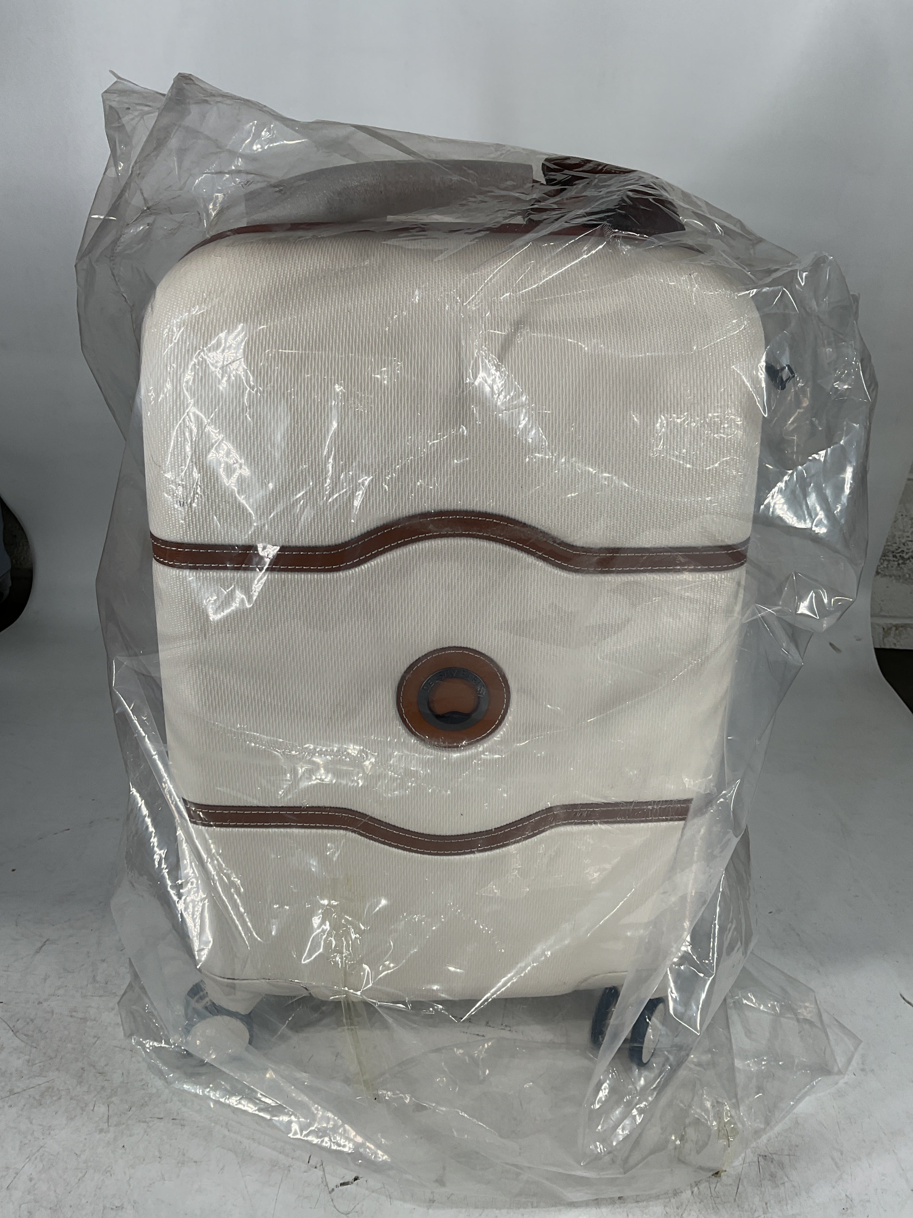 DELSEY Paris Chatelet Air 2.0 Hardside Luggage with Spinner Wheels U10