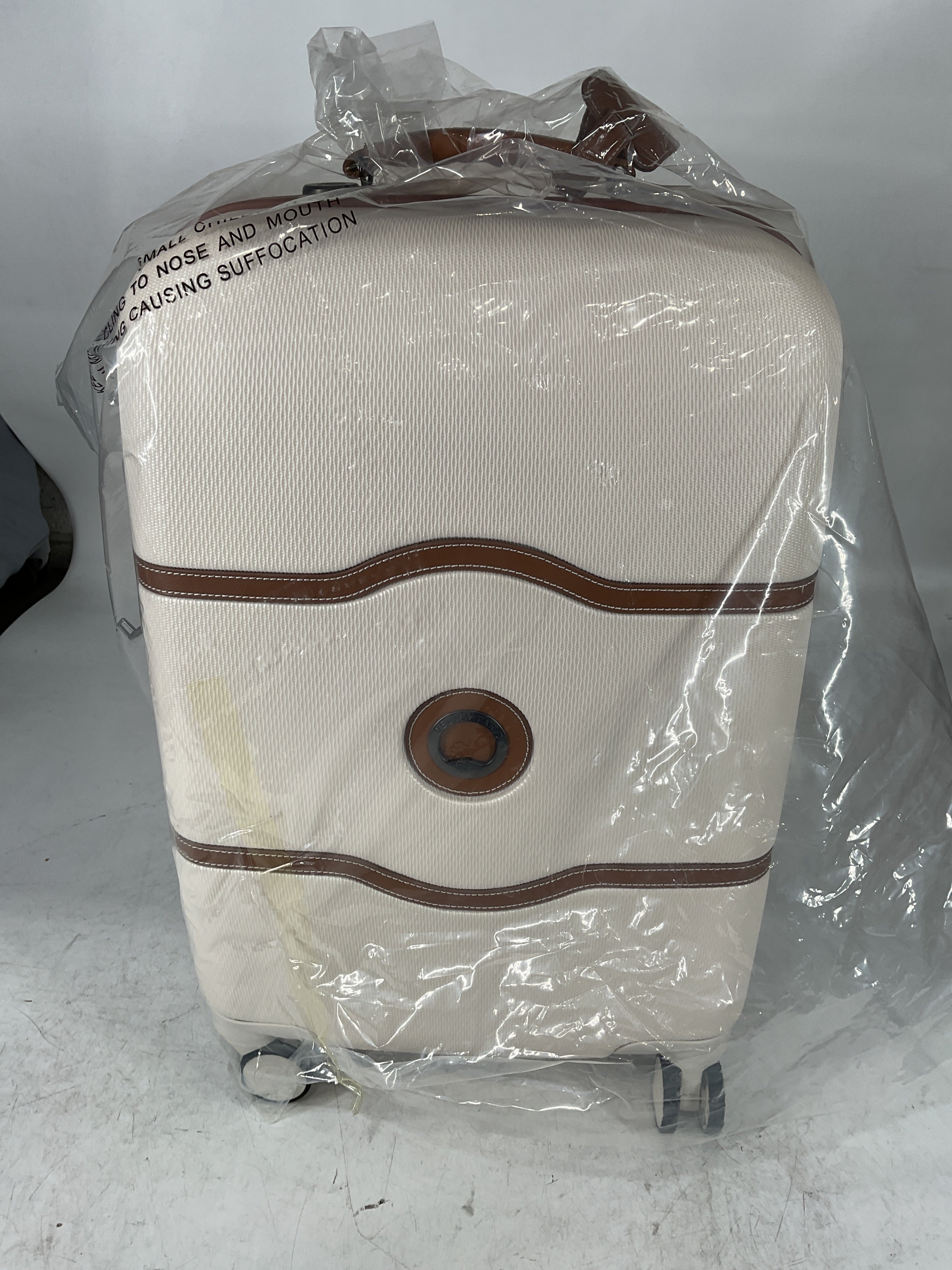 DELSEY Paris Chatelet Air 2.0 Hardside Luggage with Spinner Wheels U11