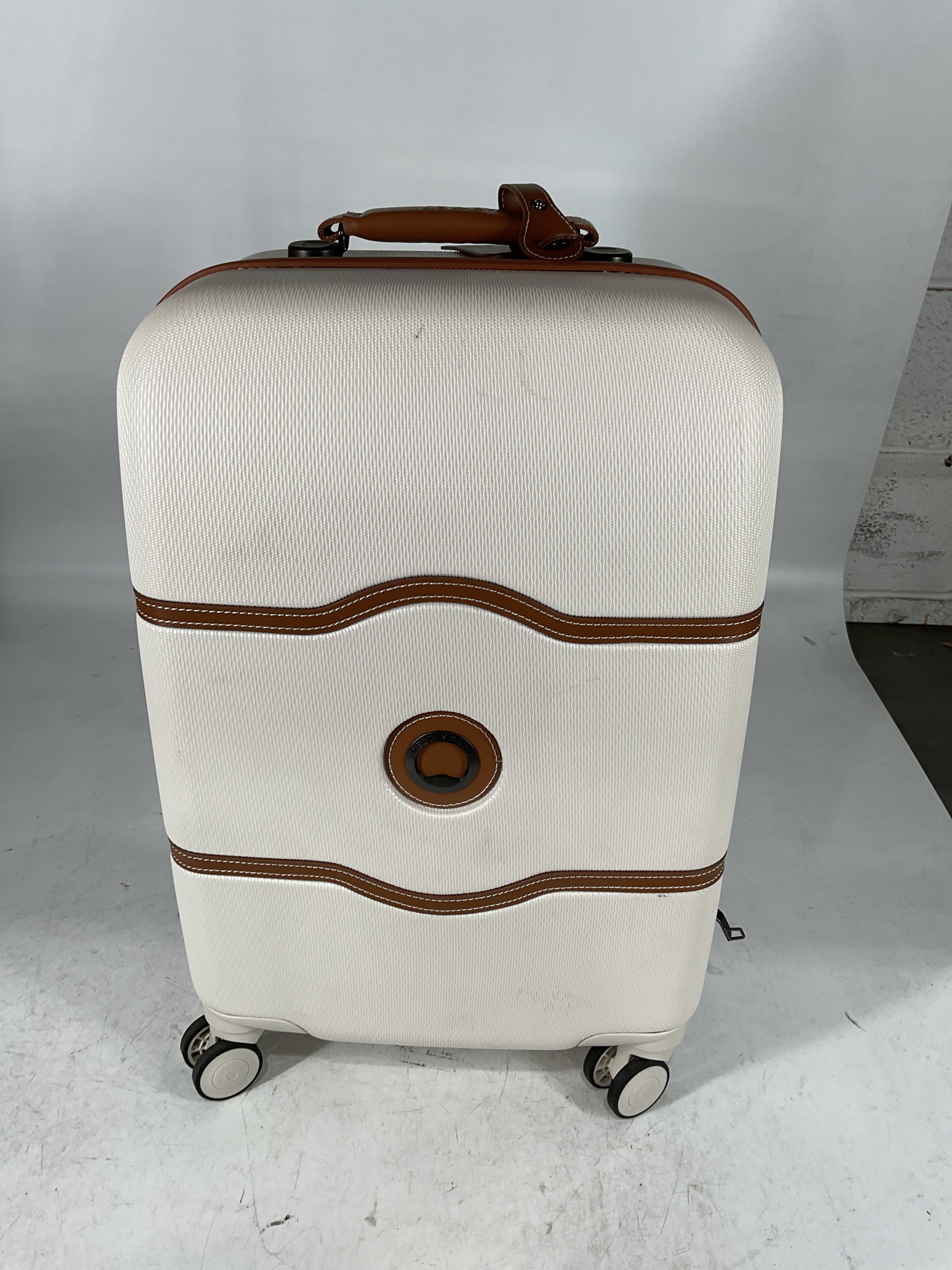 DELSEY Paris Chatelet Air 2.0 Hardside Luggage with Spinner Wheels U12