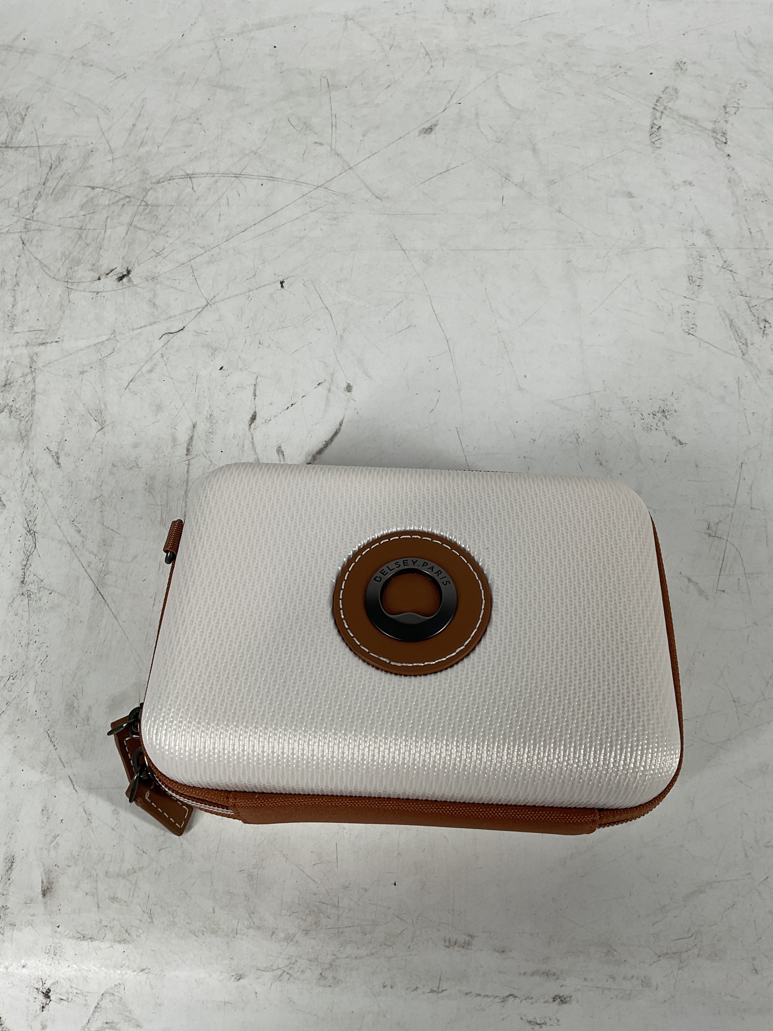 DELSEY Paris Women's Chatelet Air 2.0 Clutch and Crossbody Bag Angora One Size U1