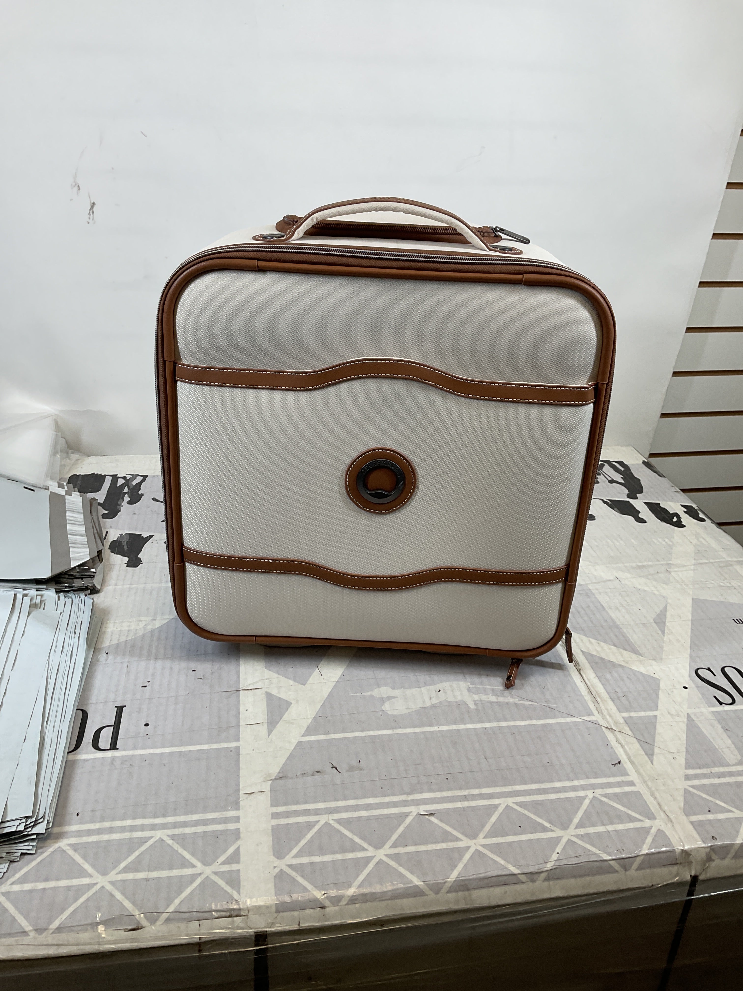 DELSEY Paris Chatelet Air 2.0 Softside Luggage Under-Seater with 2 Wheels ( Angora , Carry-on 16 Inch ) Angora Carry On 16 Inch U1
