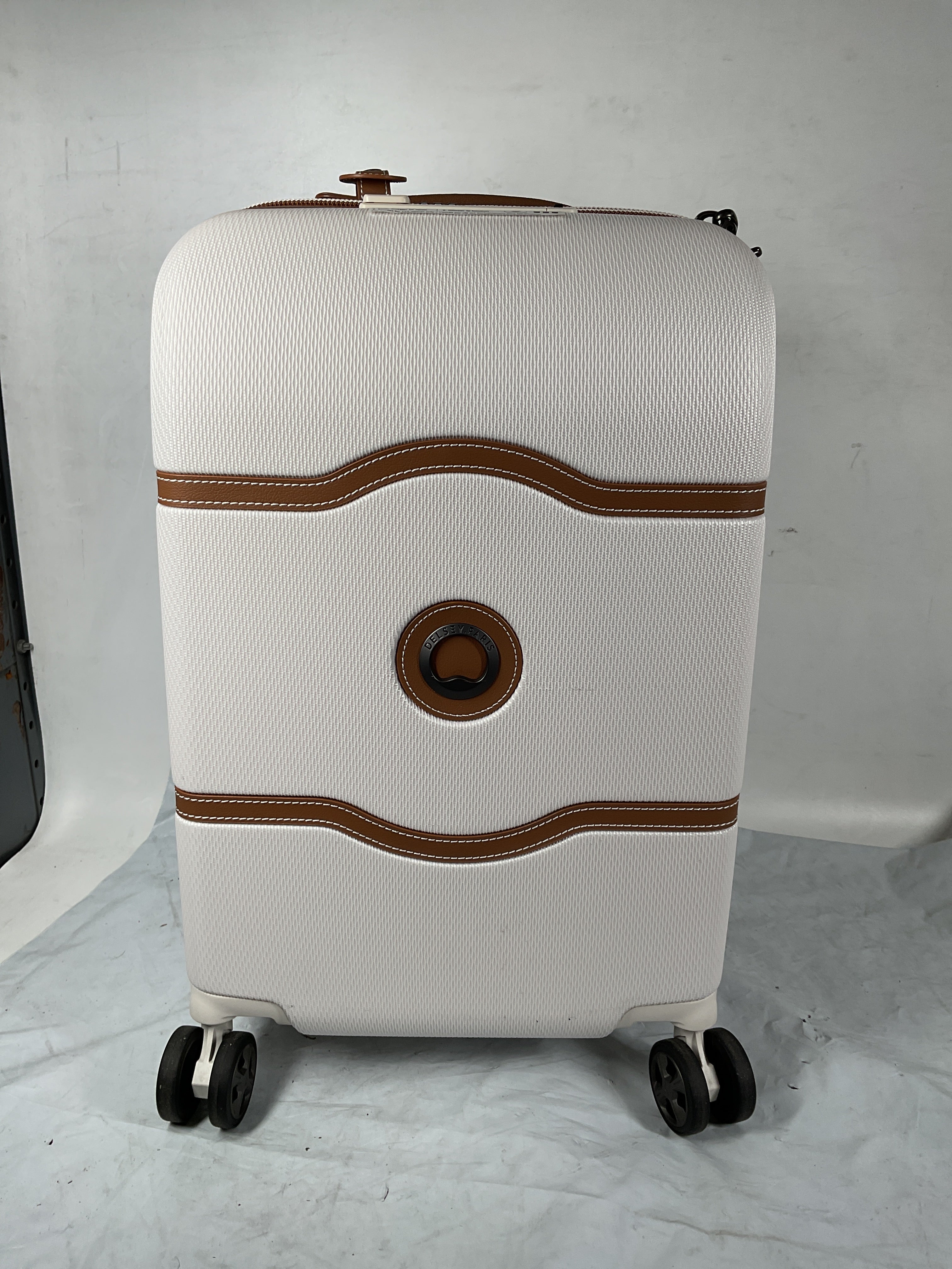 DELSEY Paris Chatelet Air 2.0 Hardside Luggage with Spinner Wheels ( Angora , Carry-on 19 Inch ) Angora Carry On 19 Inch U10