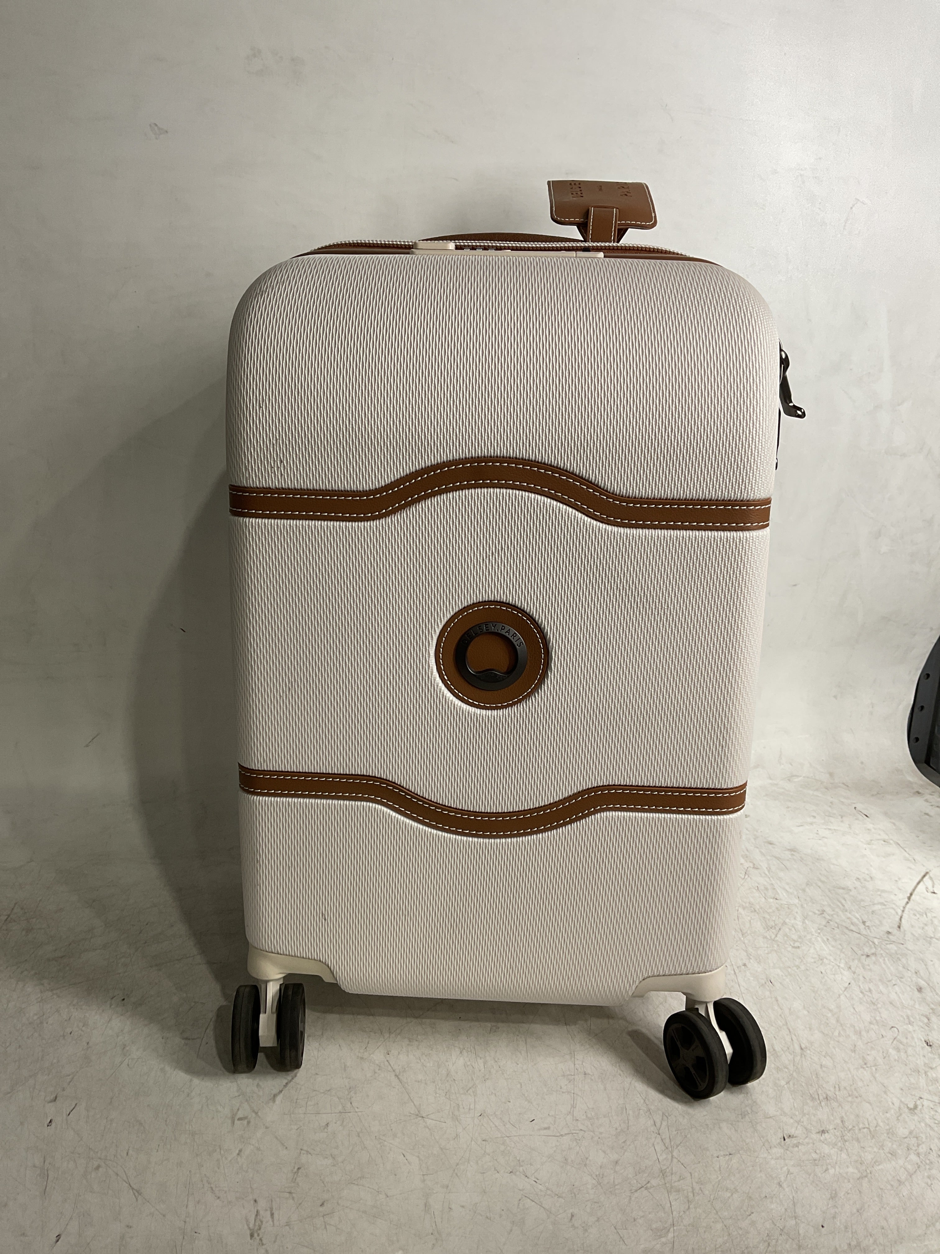 DELSEY Paris Chatelet Air 2.0 Hardside Luggage with Spinner Wheels ( Angora , Carry-on 19 Inch ) Angora Carry On 19 Inch U9