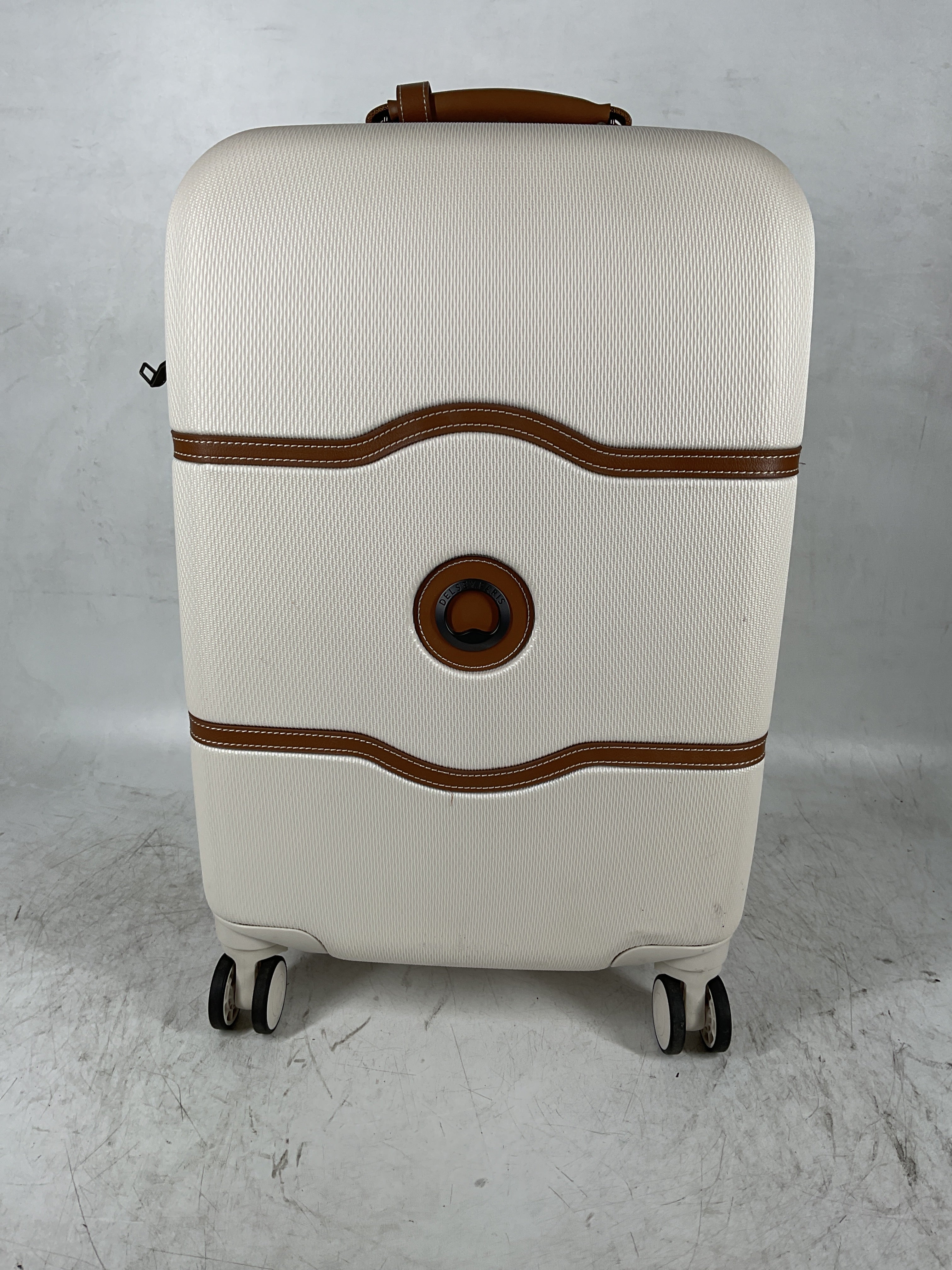 DELSEY Paris Chatelet Air 2.0 Hardside Luggage with Spinner Wheels ( Angora , Carry-on 21 Inch ) Angora Carry On 21 Inch U2