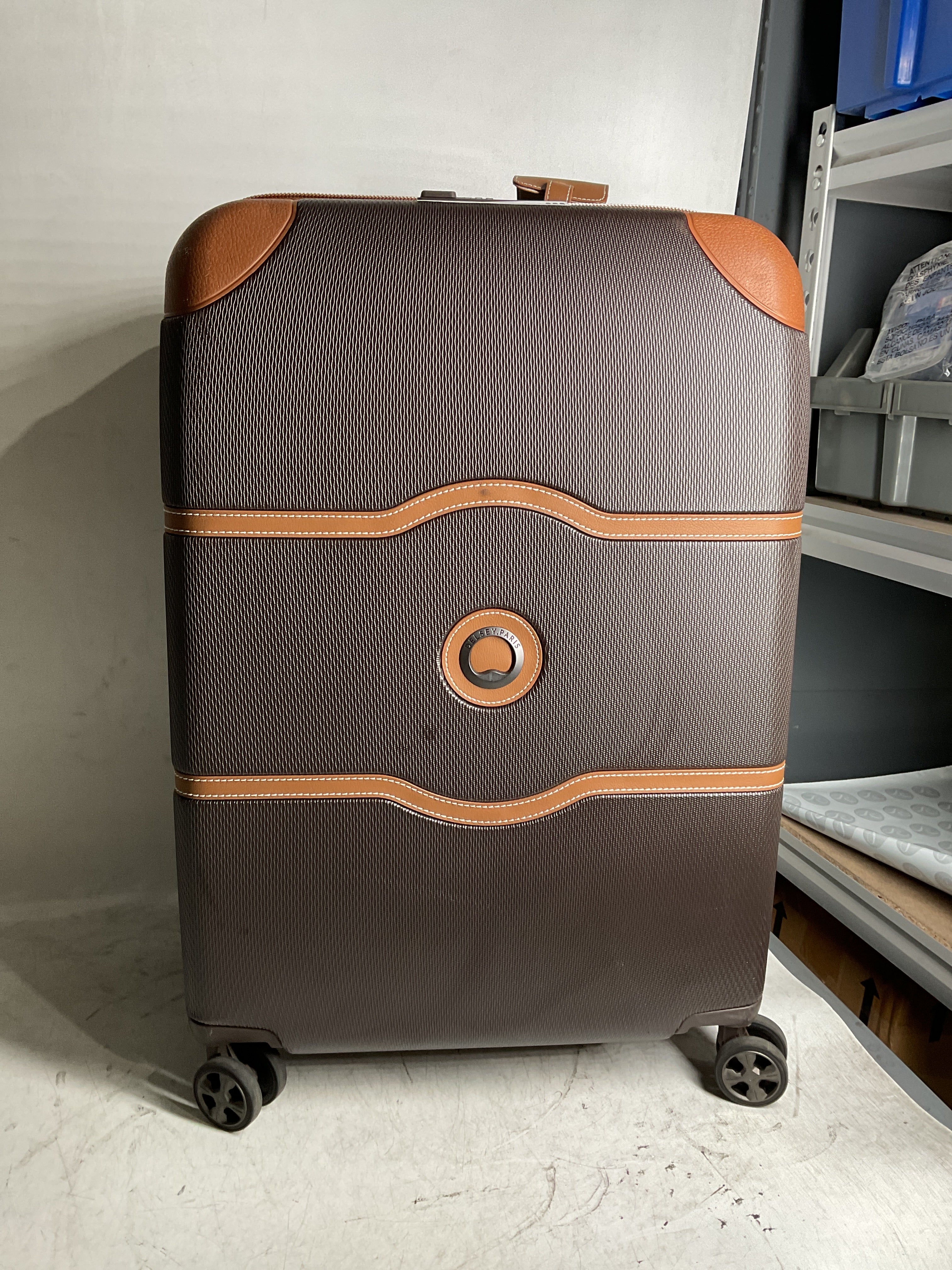 DELSEY Paris Chatelet Air 2.0 Hardside Luggage with Spinner Wheels ( Chocolate Brown , Checked-Medium 24 Inch ) Chocolate Brown Checked Medium 24 Inch U4