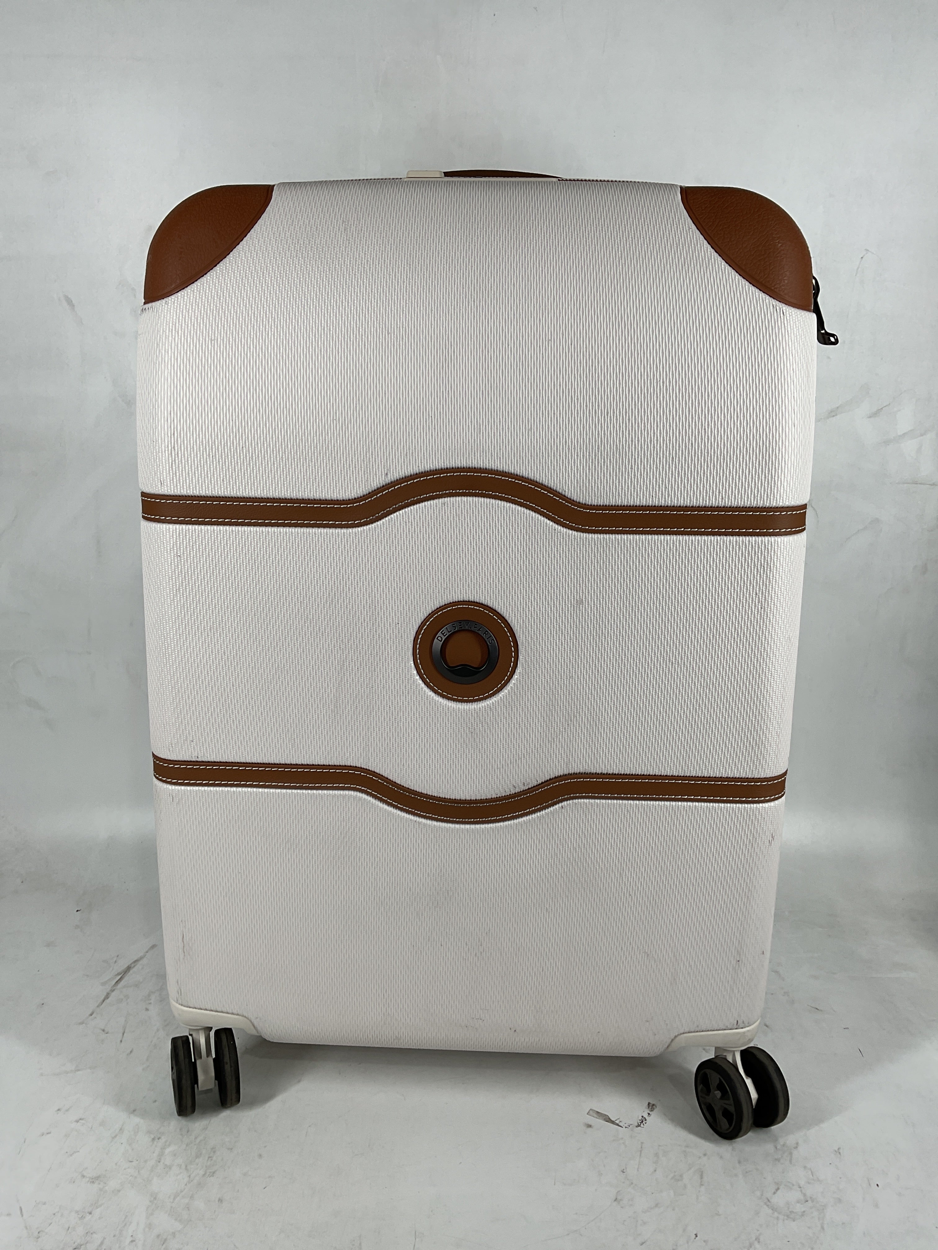 DELSEY Paris Chatelet Air 2.0 Hardside Luggage with Spinner Wheels Angora Checked Medium 24 Inch U4