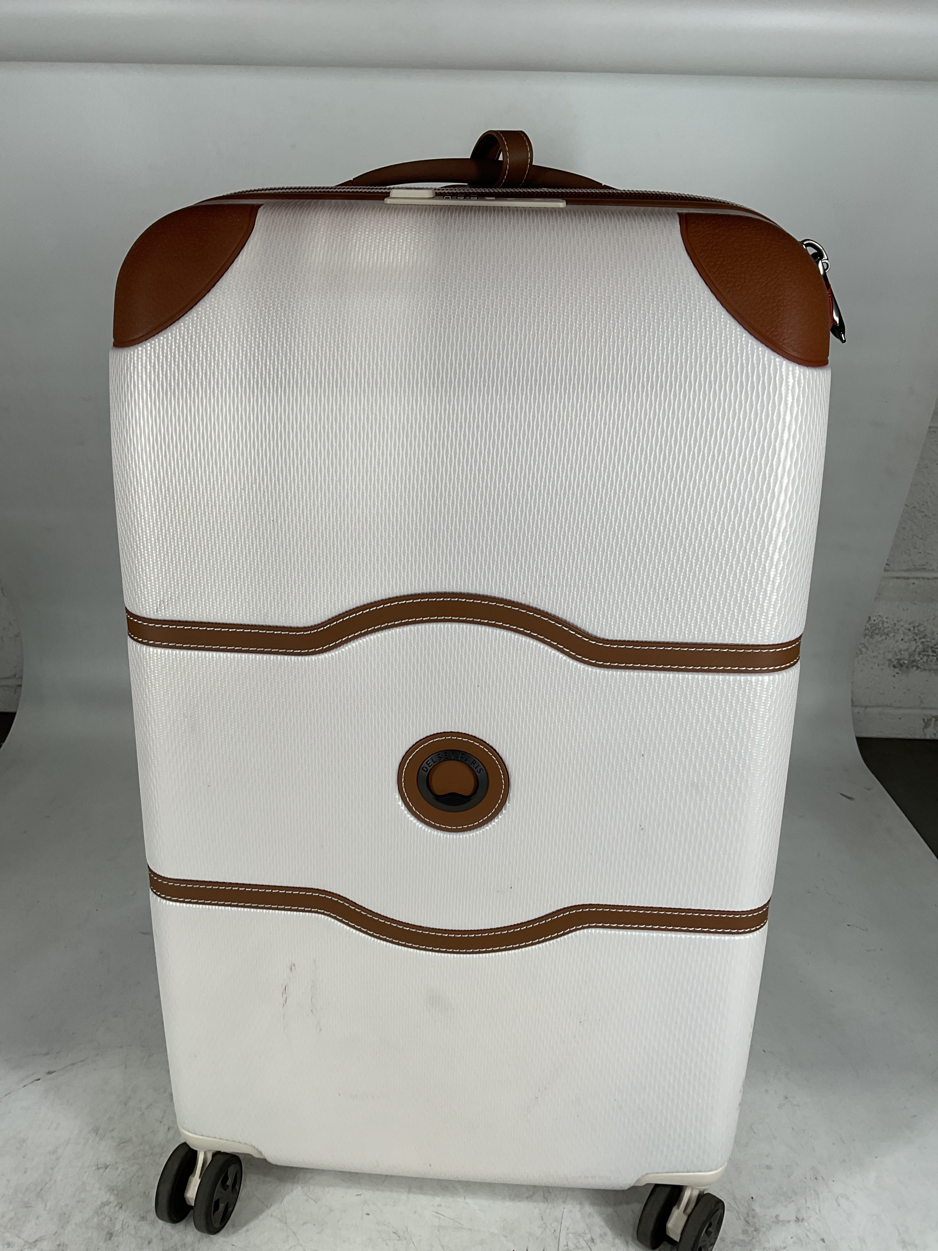 DELSEY Paris Chatelet Air 2.0 Hardside Luggage with Spinner Wheels U1