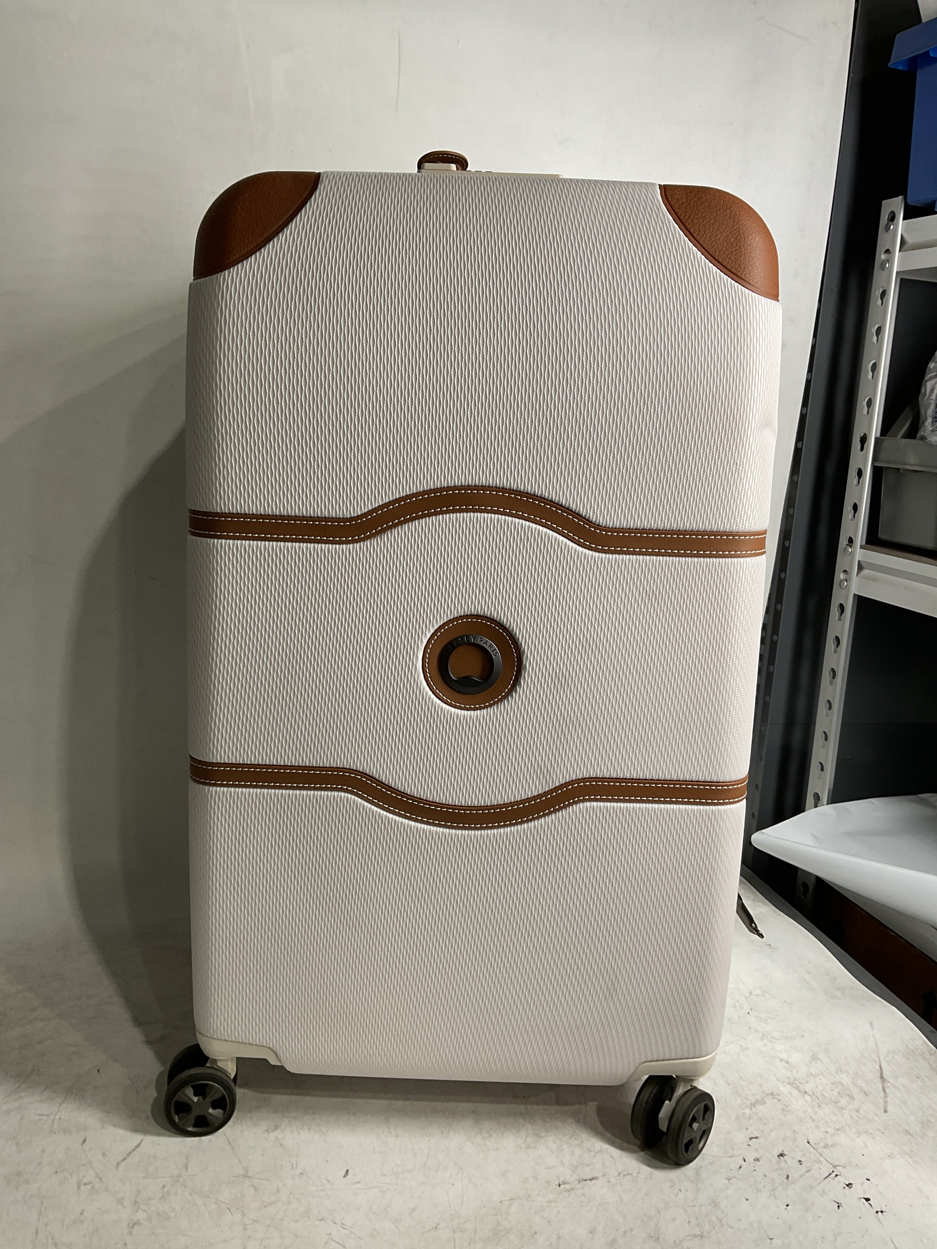 DELSEY Paris Chatelet Air 2.0 Hardside Luggage with Spinner Wheels ( Angora , Checked-26 Inch Trunk ) Angora Checked 26 Inch Trunk U2
