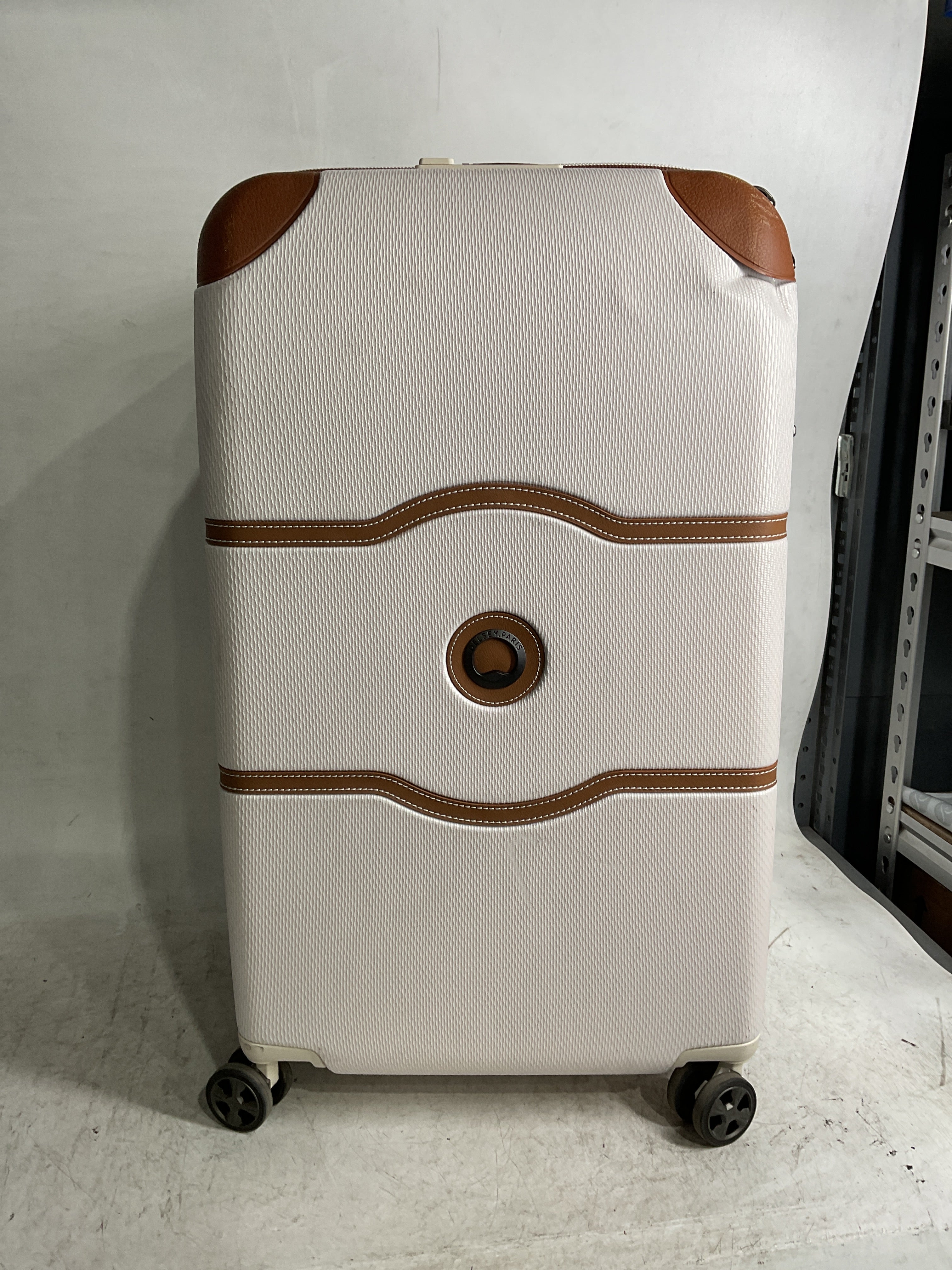 DELSEY Paris Chatelet Air 2.0 Hardside Luggage with Spinner Wheels ( Angora , Checked-26 Inch Trunk ) Angora Checked 26 Inch Trunk U4
