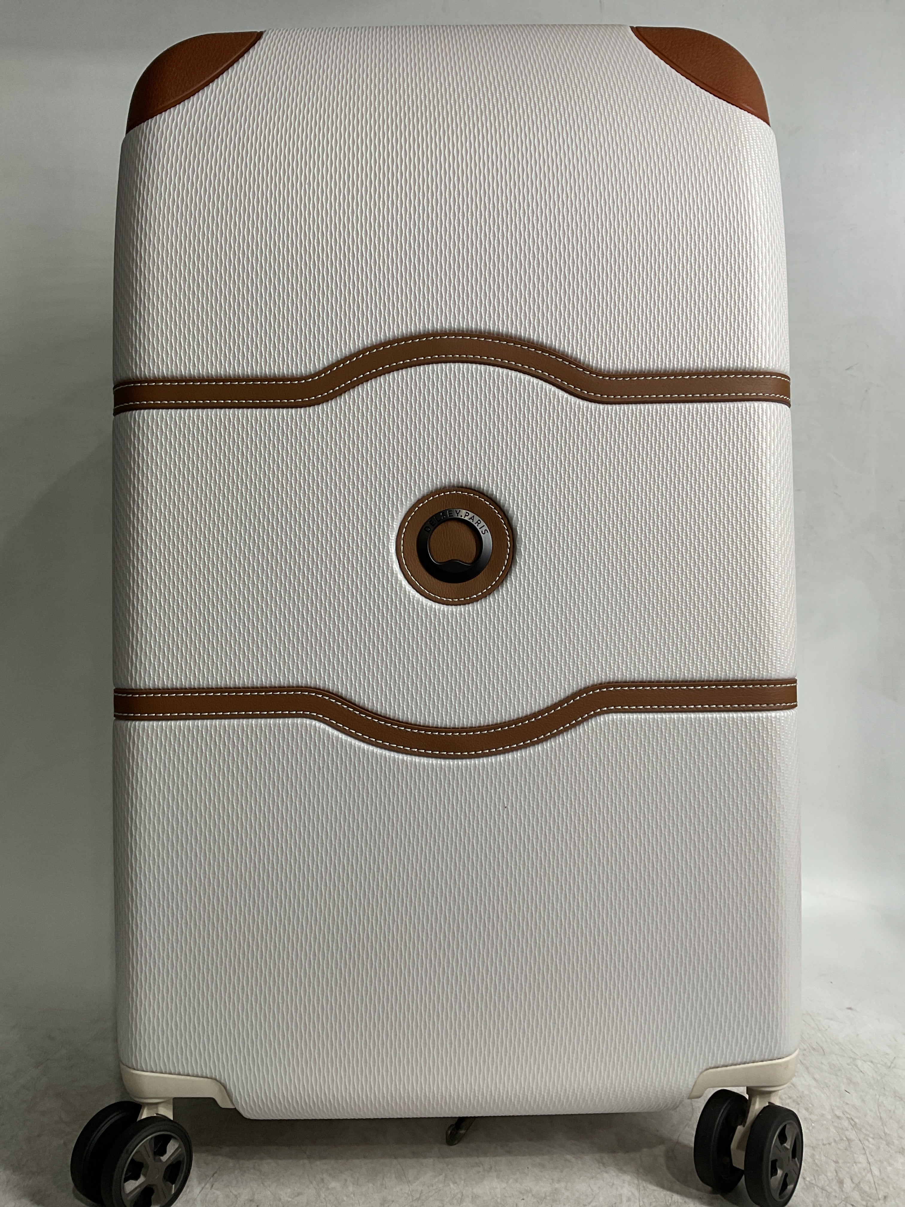 DELSEY Paris Chatelet Air 2.0 Hardside Luggage with Spinner Wheels ( Angora , Checked-26 Inch Trunk ) Angora Checked 26 Inch Trunk U5