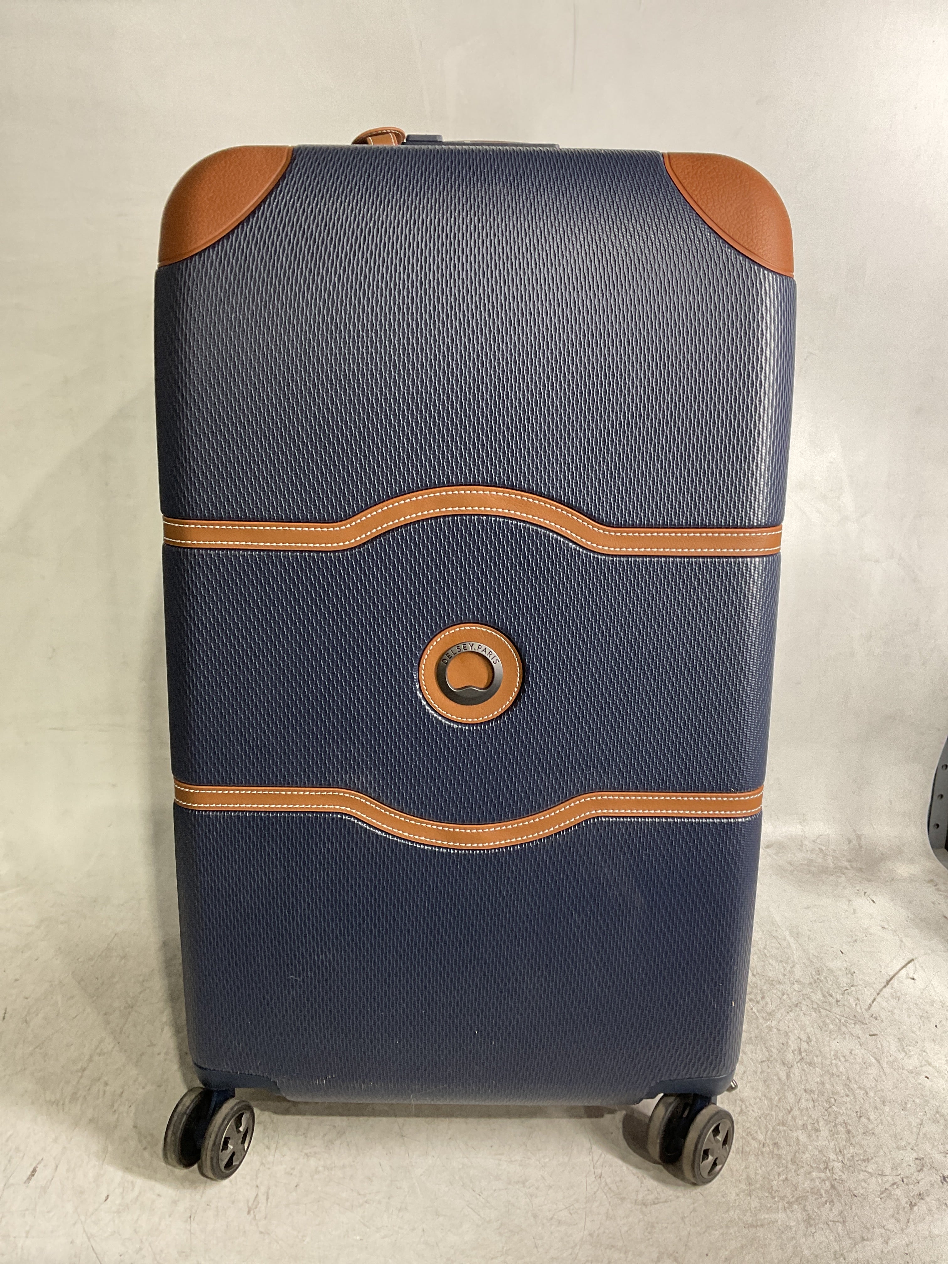 DELSEY Paris Chatelet Air 2.0 Hardside Luggage with Spinner Wheels ( Navy Blue , Checked-26 Inch Trunk ) Navy Blue Checked 26 Inch Trunk U1