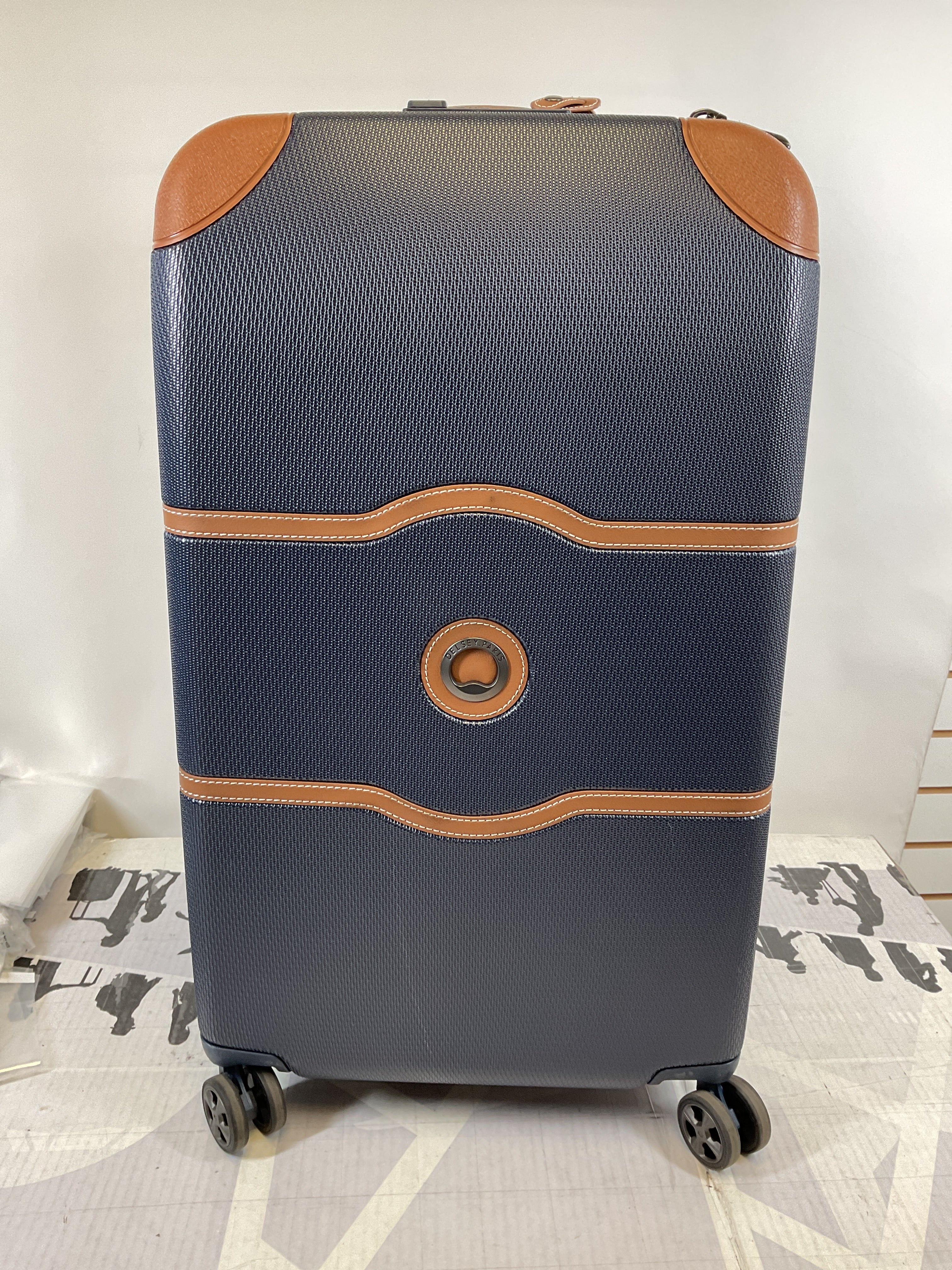 DELSEY Paris Chatelet Air 2.0 Hardside Luggage with Spinner Wheels ( Navy Blue , Checked-26 Inch Trunk ) Navy Blue Checked 26 Inch Trunk U3