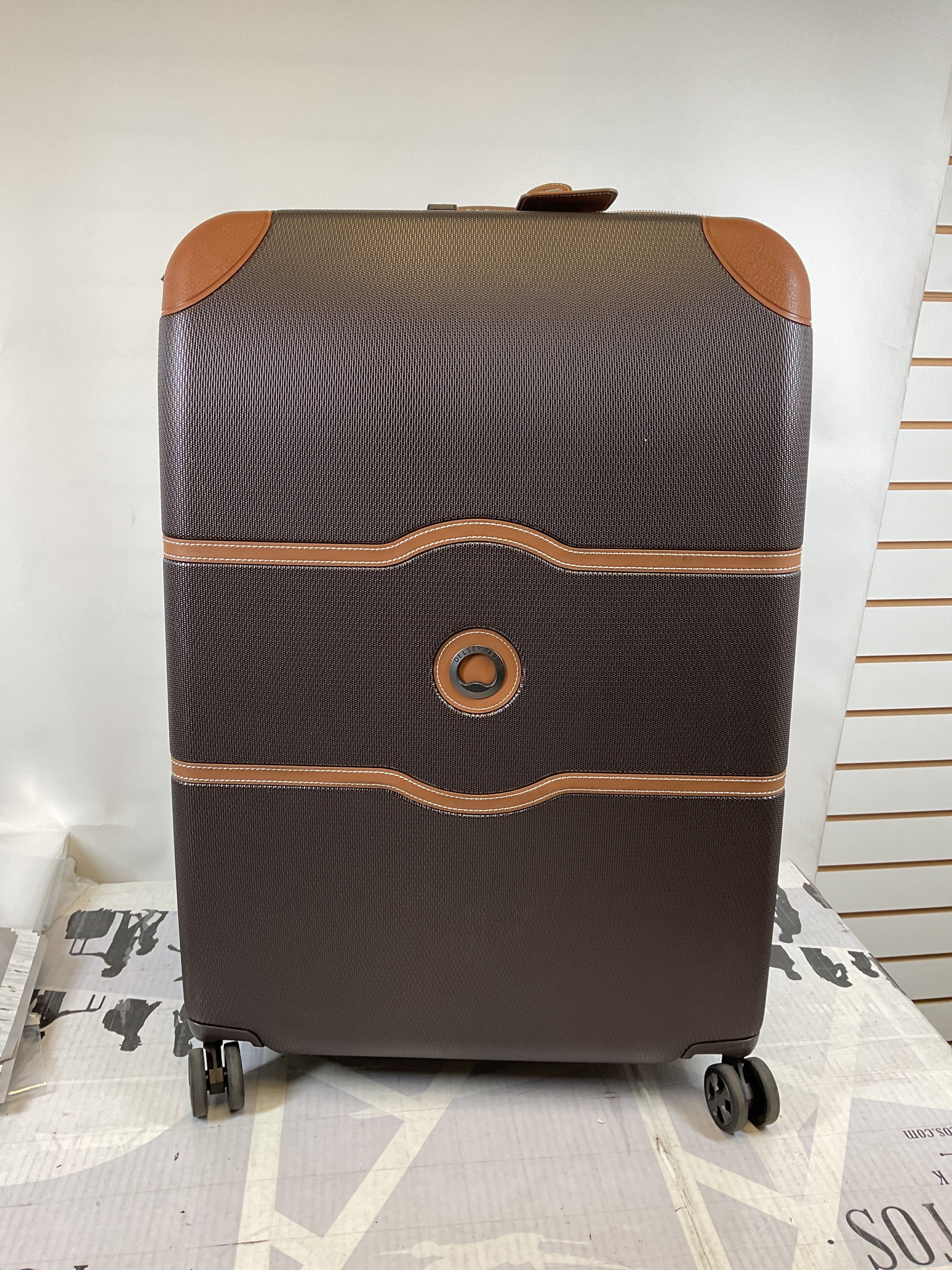 DELSEY Paris Chatelet Air 2.0 Hardside Luggage with Spinner Wheels ( Chocolate Brown , Checked-Large 28 Inch ) Chocolate Brown Checked Large 28 Inch U6