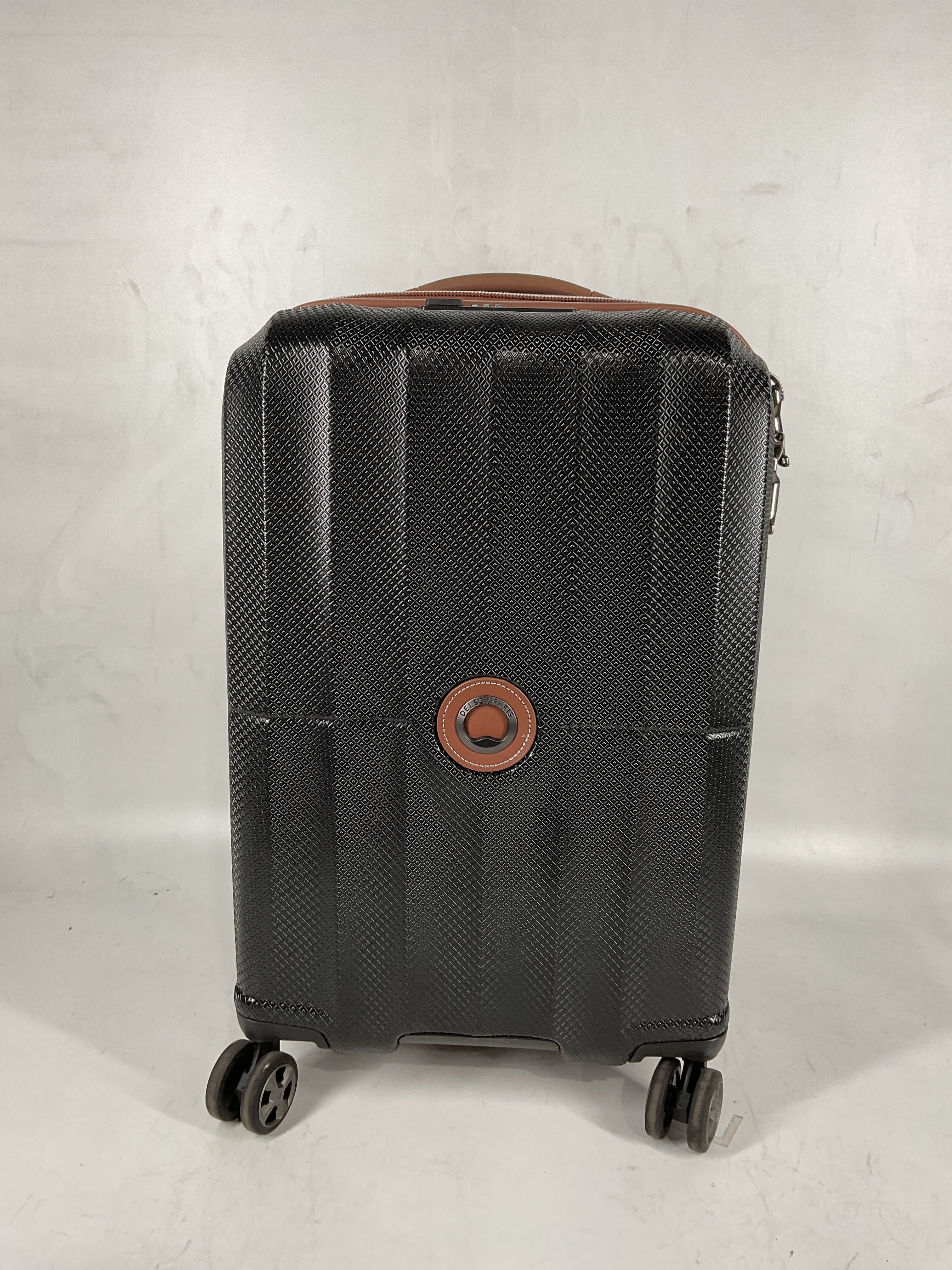 DELSEY Paris Carrousel Hardside Expandable Luggage with Spinner Wheels Black Carry On 21 Inch U5