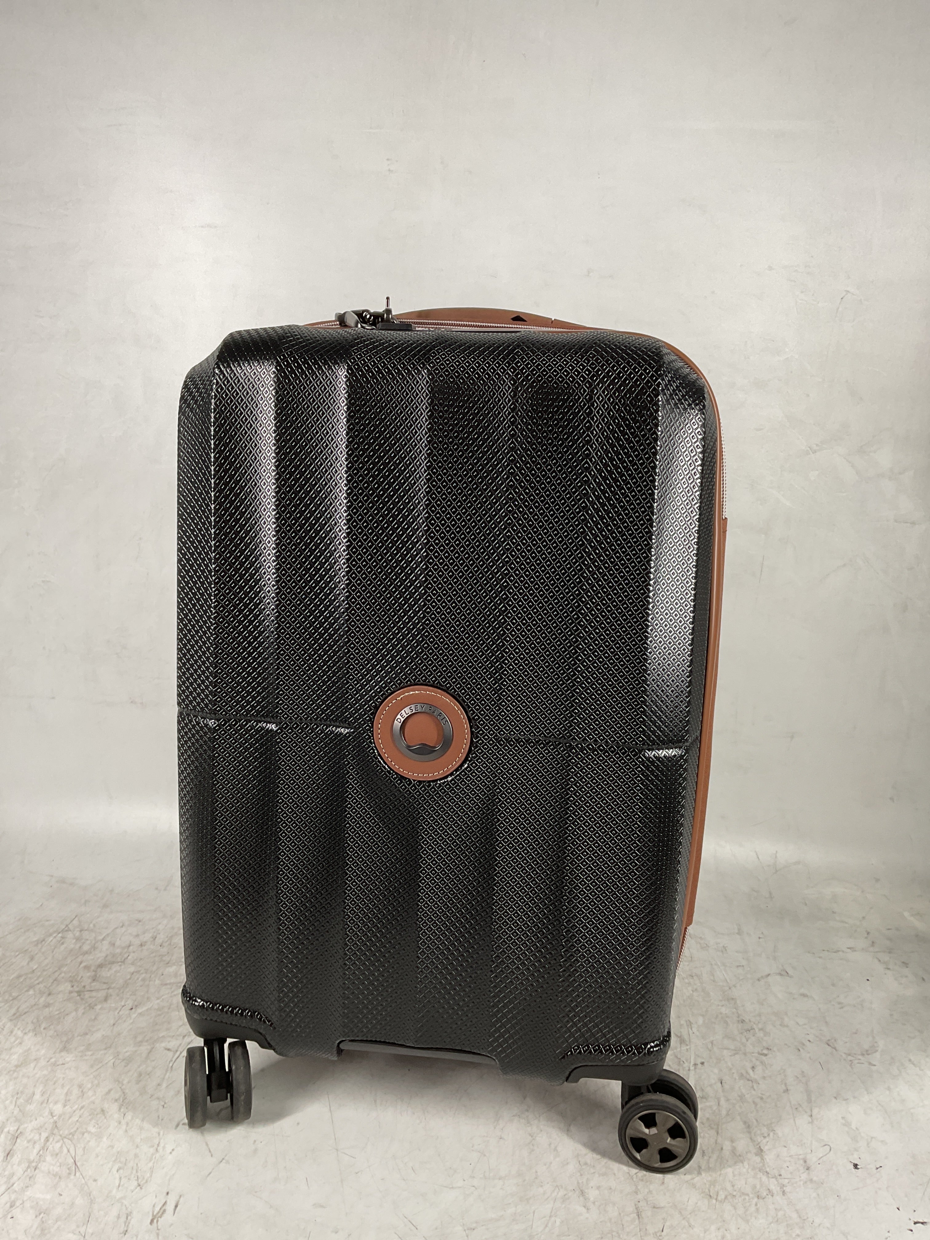 Delsey Paris Carrousel 28" Expandable Carry-On Spinner ( Black , Carry-on 21 Inch ) Black Carry On 21 Inch U7