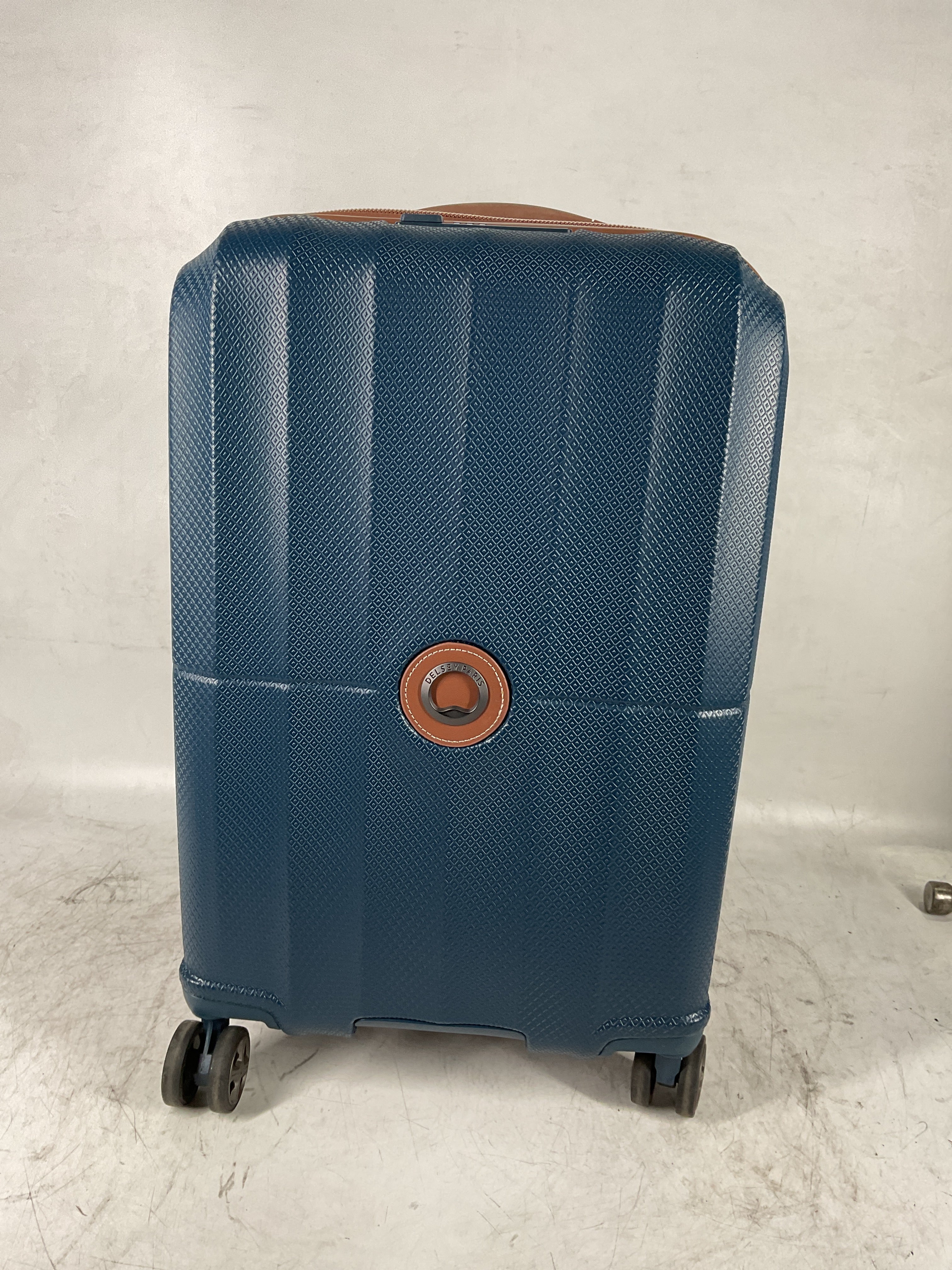 Delsey Paris Carrousel 28" Expandable Carry-On Spinner ( Navy , Carry-on 21 Inch ) Navy Carry On 21 Inch U5