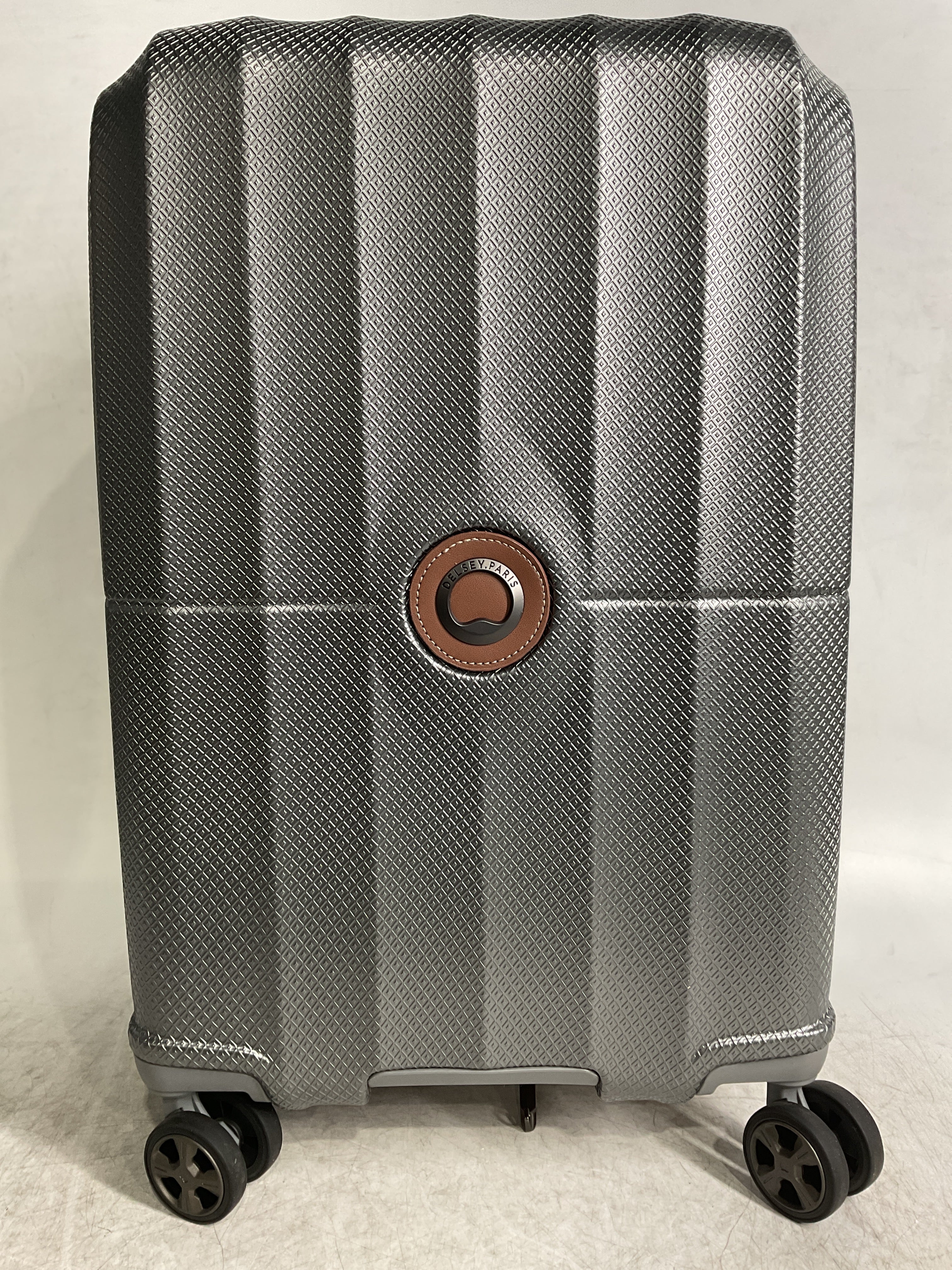 Delsey Paris Carrousel 28" Expandable Carry-On Spinner ( Graphite , Carry-on 21 Inch ) Graphite Carry On 21 Inch U10