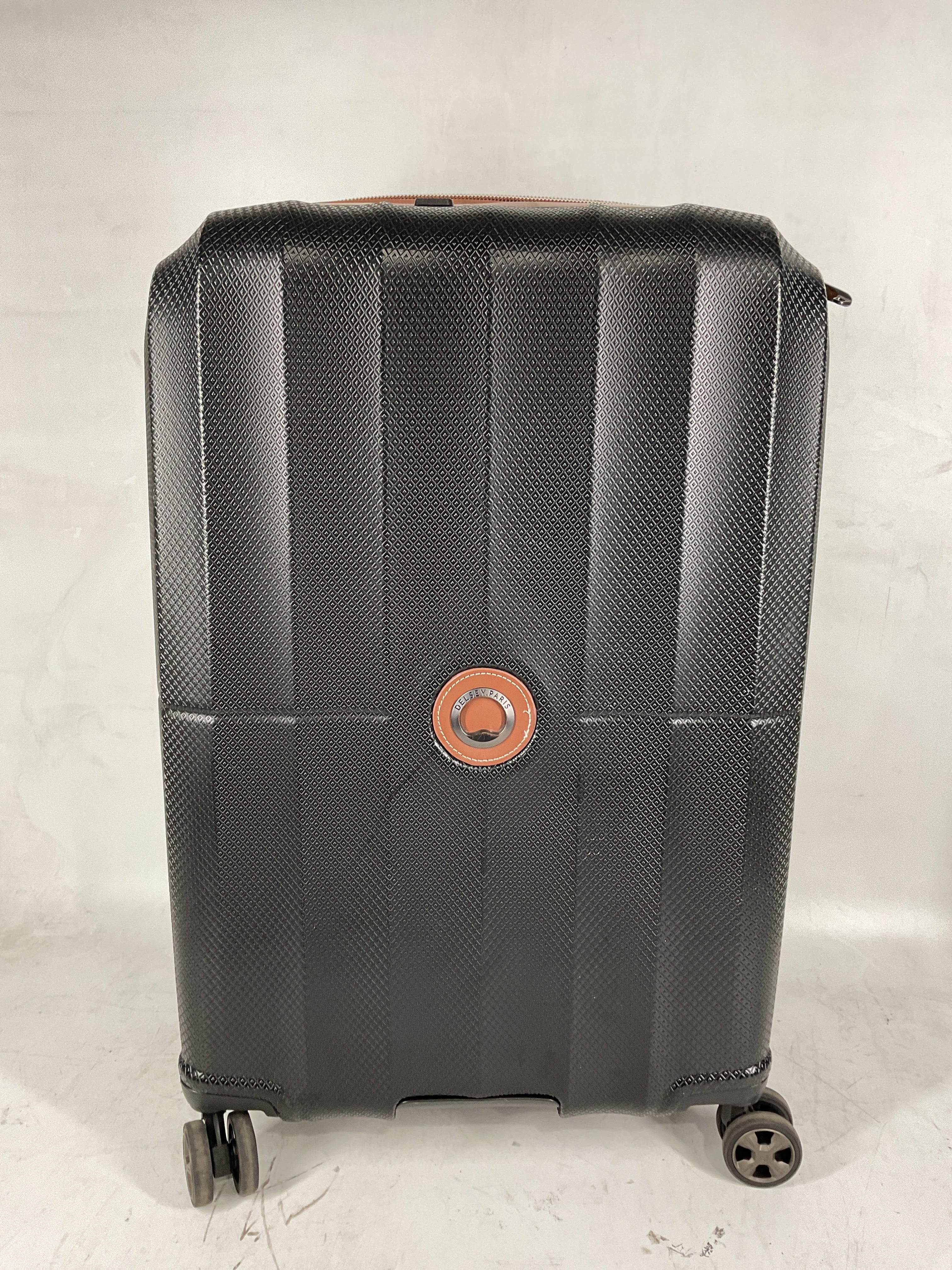 DELSEY Paris Carroussel Hardside Expandable Luggage with Spinner Wheels Black Checked Medium 24 Inch U3