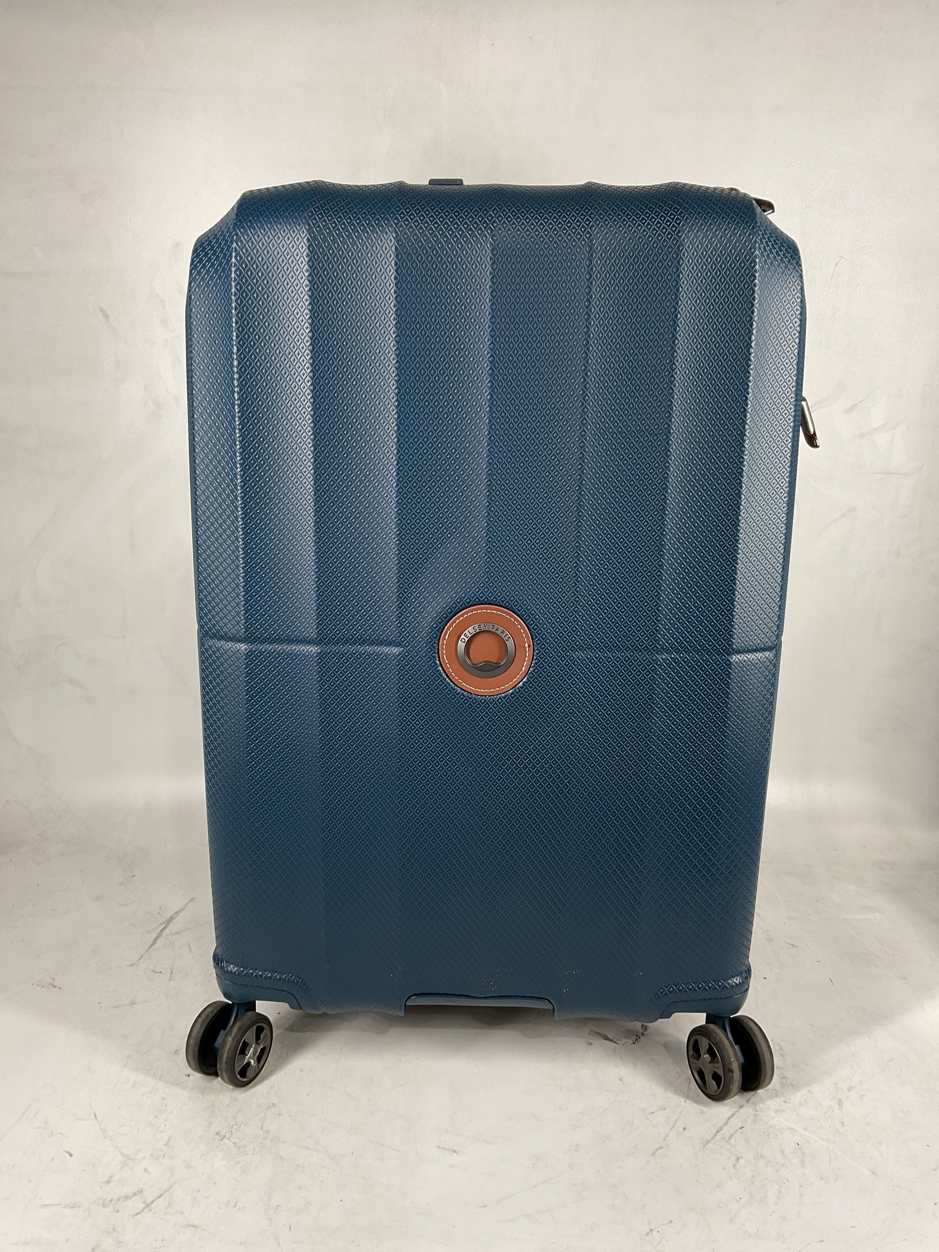 DELSEY Paris Carrousel Hardside Expandable Luggage with Spinner Wheels Navy Checked Medium 24 Inch U1