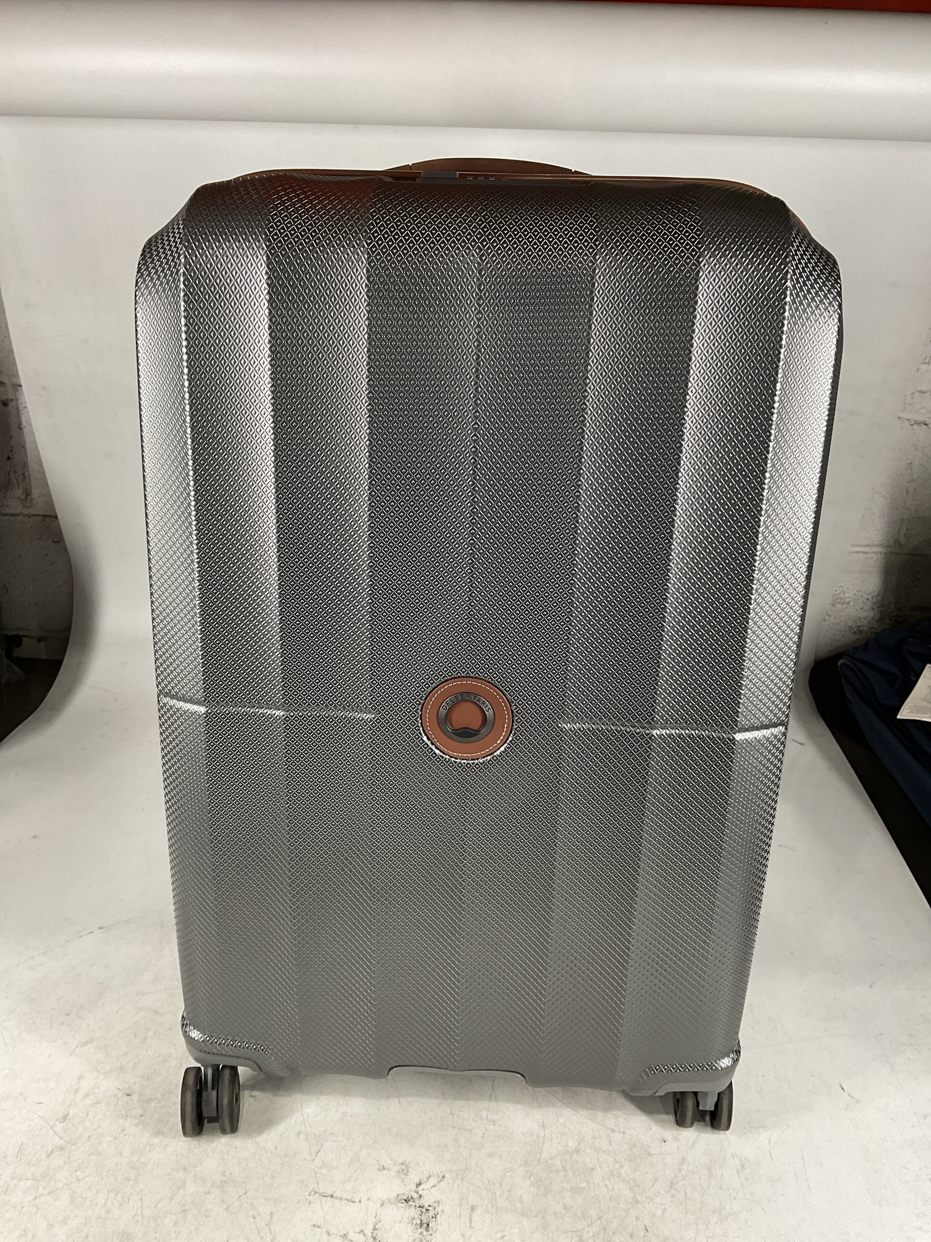 DELSEY Paris Carrousel Hardside Expandable Luggage with Spinner Wheels U4