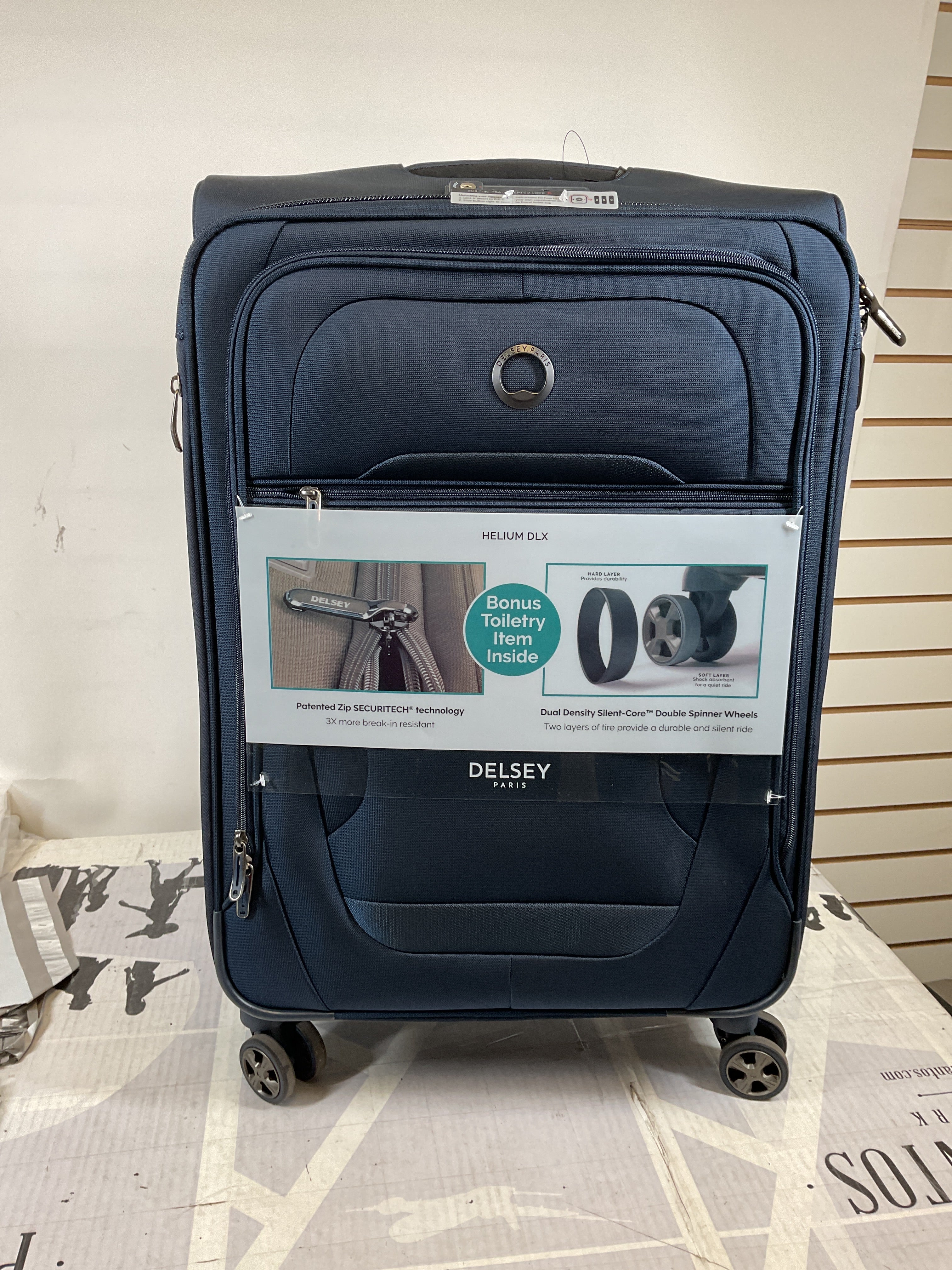 DELSEY Paris Helium DLX Softside Expandable Luggage with Spinner Wheels ( Navy Blue , Checked-Medium 25 Inch ) Navy Blue Checked Medium 25 Inch U3