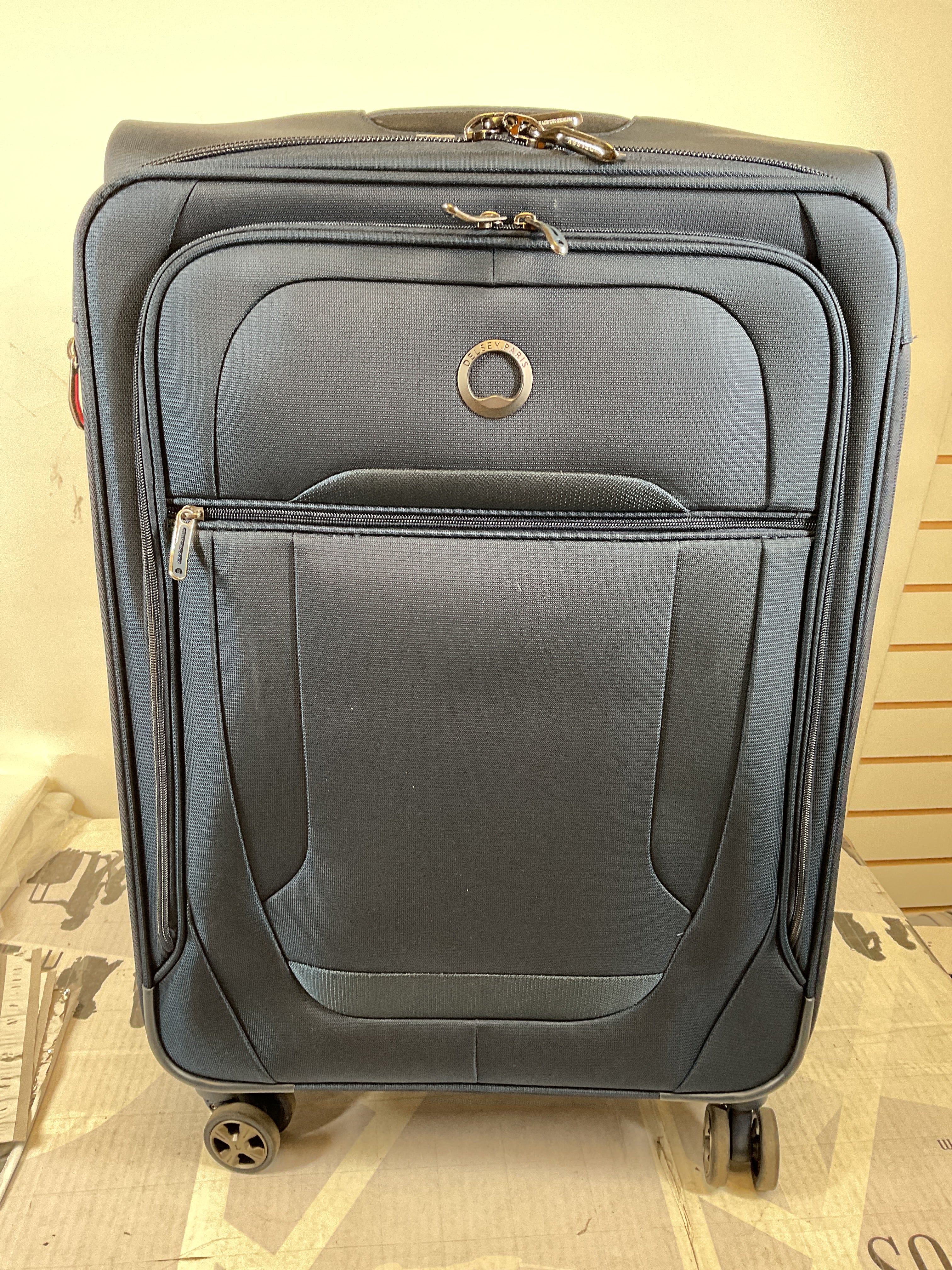 DELSEY Paris Helium DLX Softside Expandable Luggage with Spinner Wheels ( Navy Blue , Checked-Medium 25 Inch ) Navy Blue Checked Medium 25 Inch U4